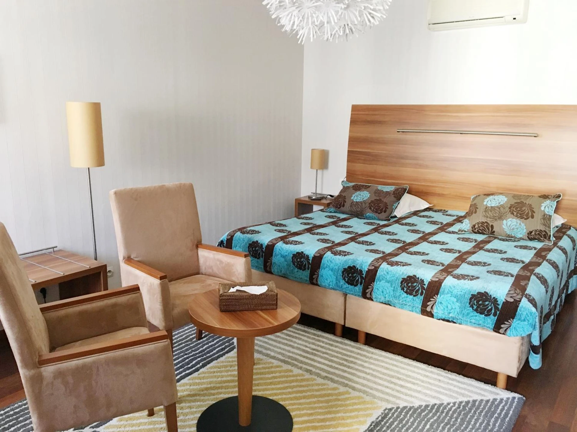 Organiser un séminaire d'entreprise : Logis Hôtel d'Angleterre à saint-calais