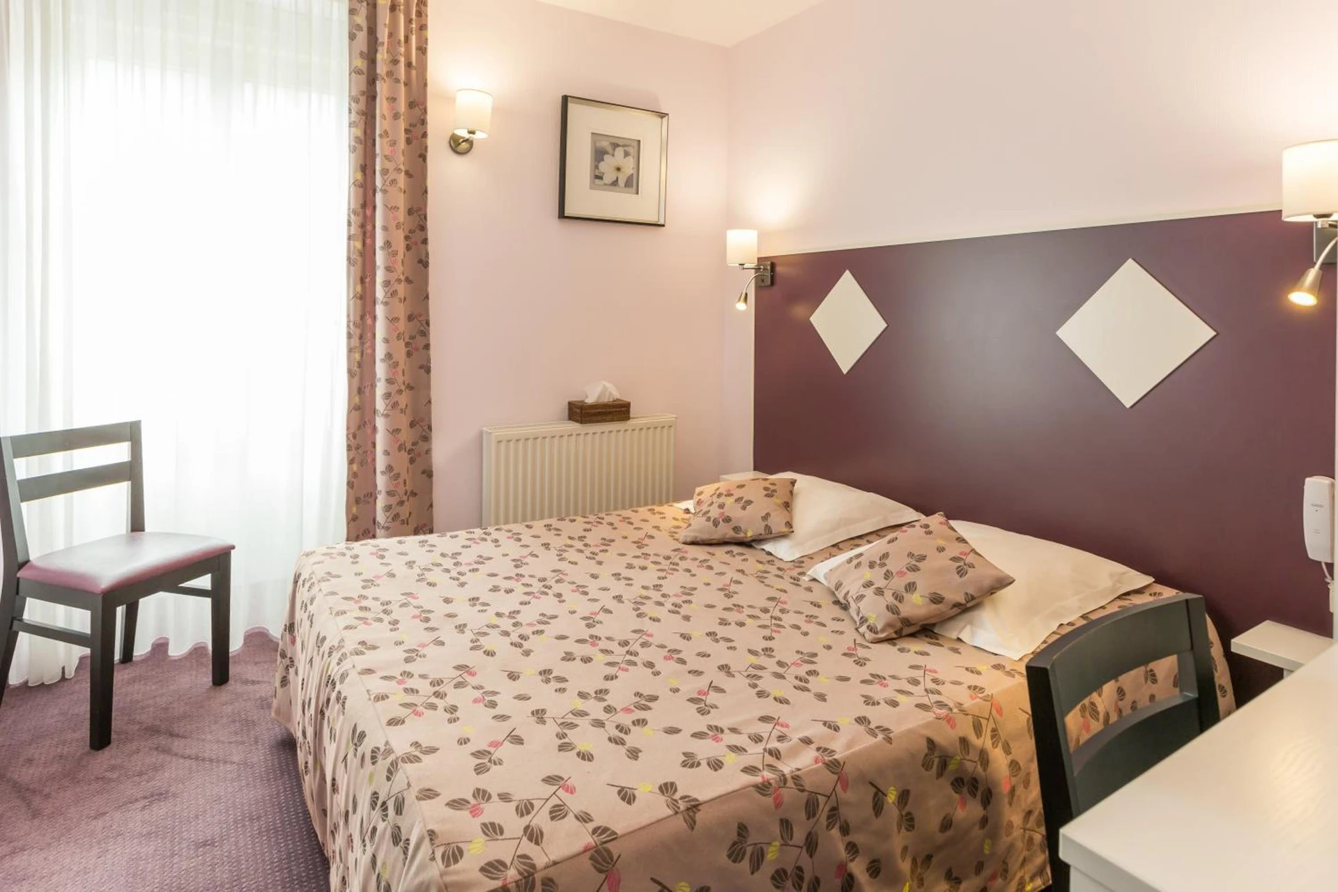 Chambre disponible pour un séminaire d'entreprise à Logis Hôtel d'Angleterre - Saint-Calais