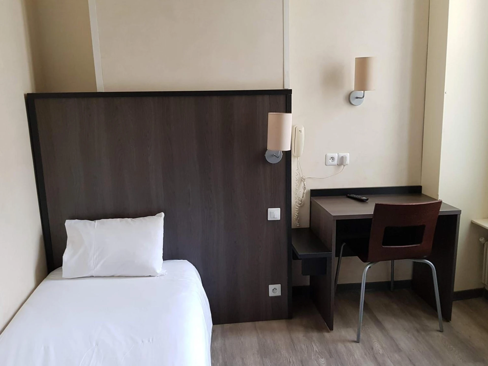 Magnifique chambre pour un séminaire d'entreprise à Hôtel D'Anjou - Levallois-Perret