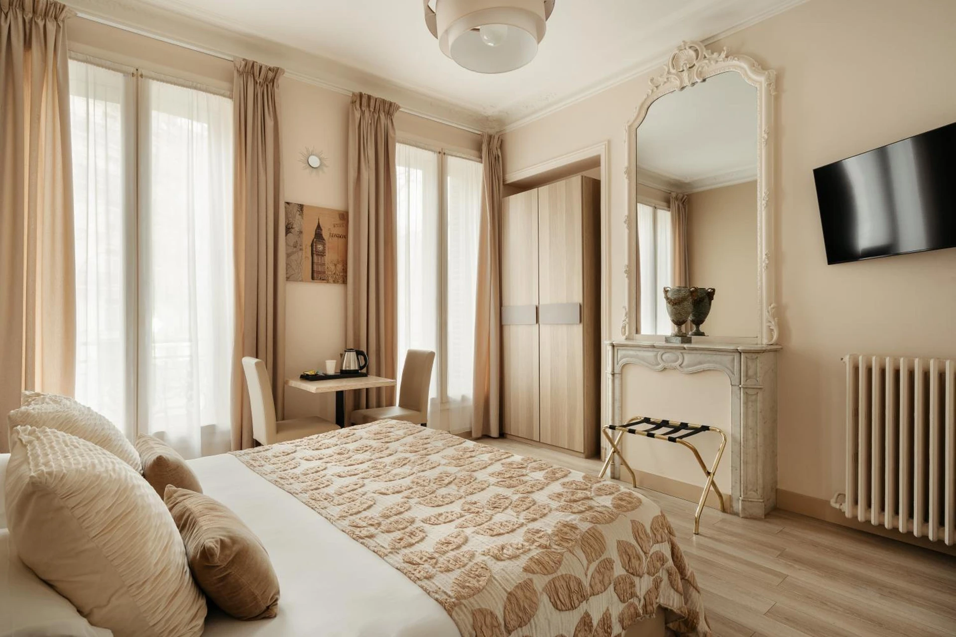 Chambre à Hôtel d'Argenson - Organiser un séminaire d'entreprise à Paris