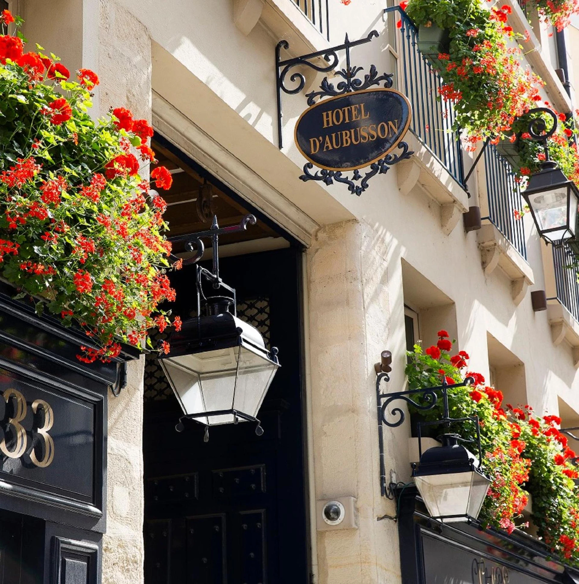 Ambiance de travail pour séminaire d'entreprise à Hôtel D'Aubusson - Paris