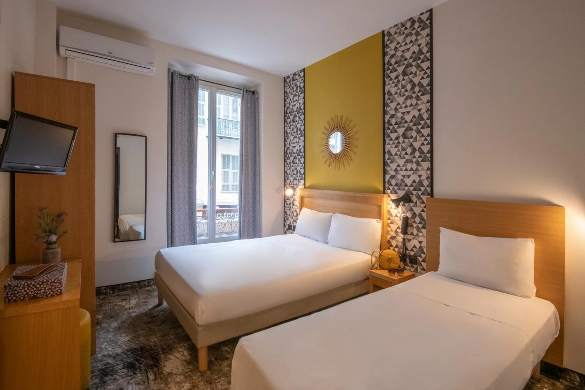 Chambre disponible pour un séminaire d'entreprise à Hotel d'Ostende - Nice