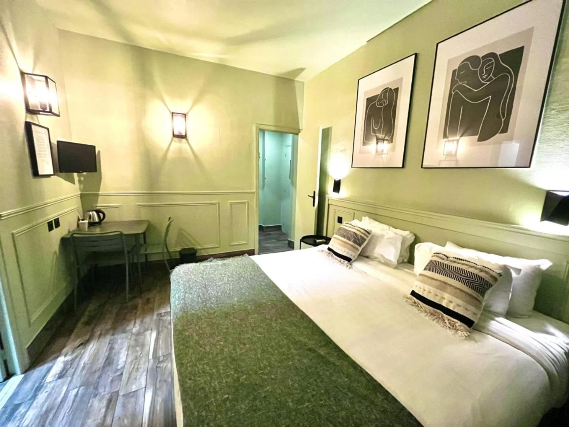 Chambre disponible pour un séminaire d'entreprise à Hotel de Berne - Nice