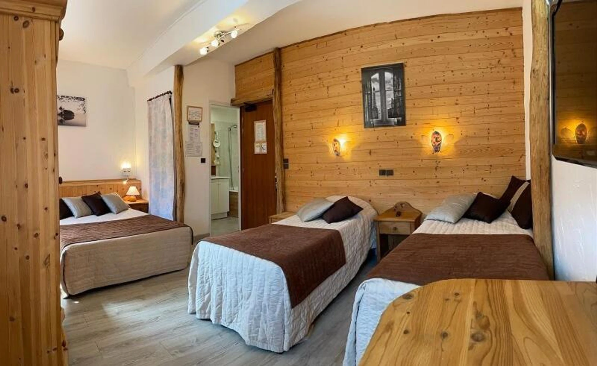 Chambre disponible pour un séminaire d'entreprise à Hotel de Bourgogne - Saulieu