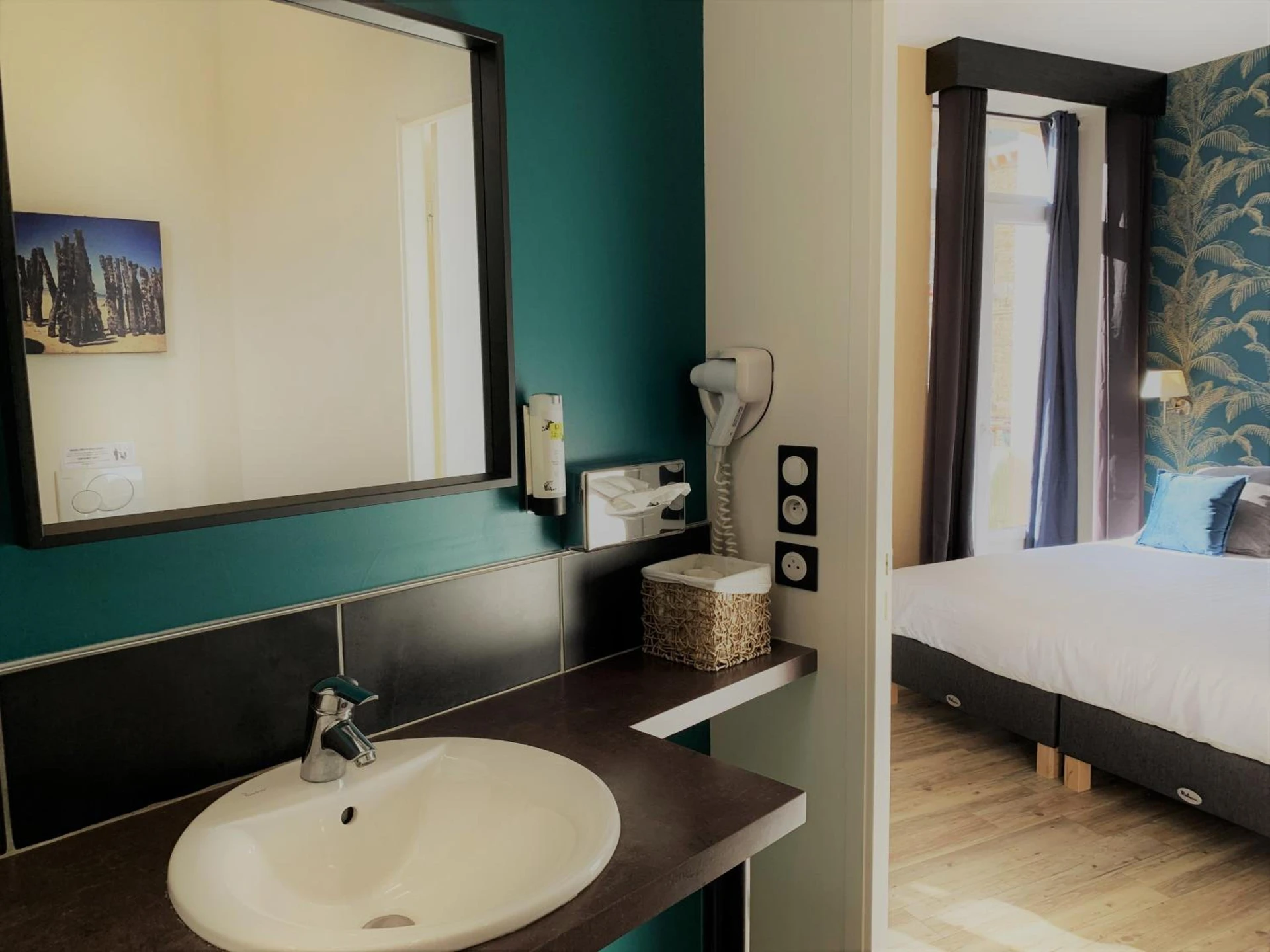 Magnifique chambre pour un séminaire d'entreprise à Hôtel de Bretagne Dol centre ville - Dol-de-Bretagne