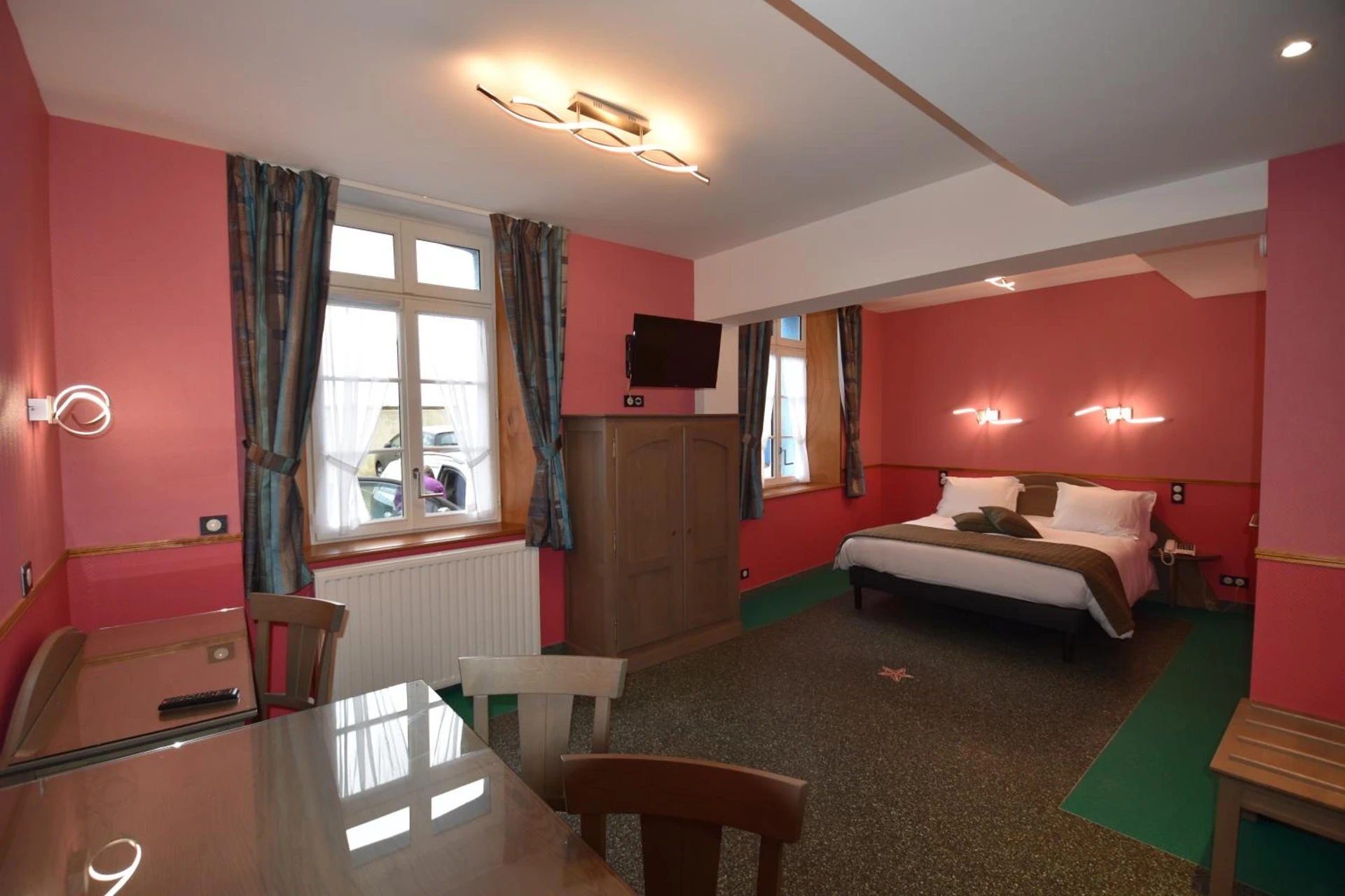 Chambre disponible pour un séminaire d'entreprise à Hôtel De Calais - Le Tréport