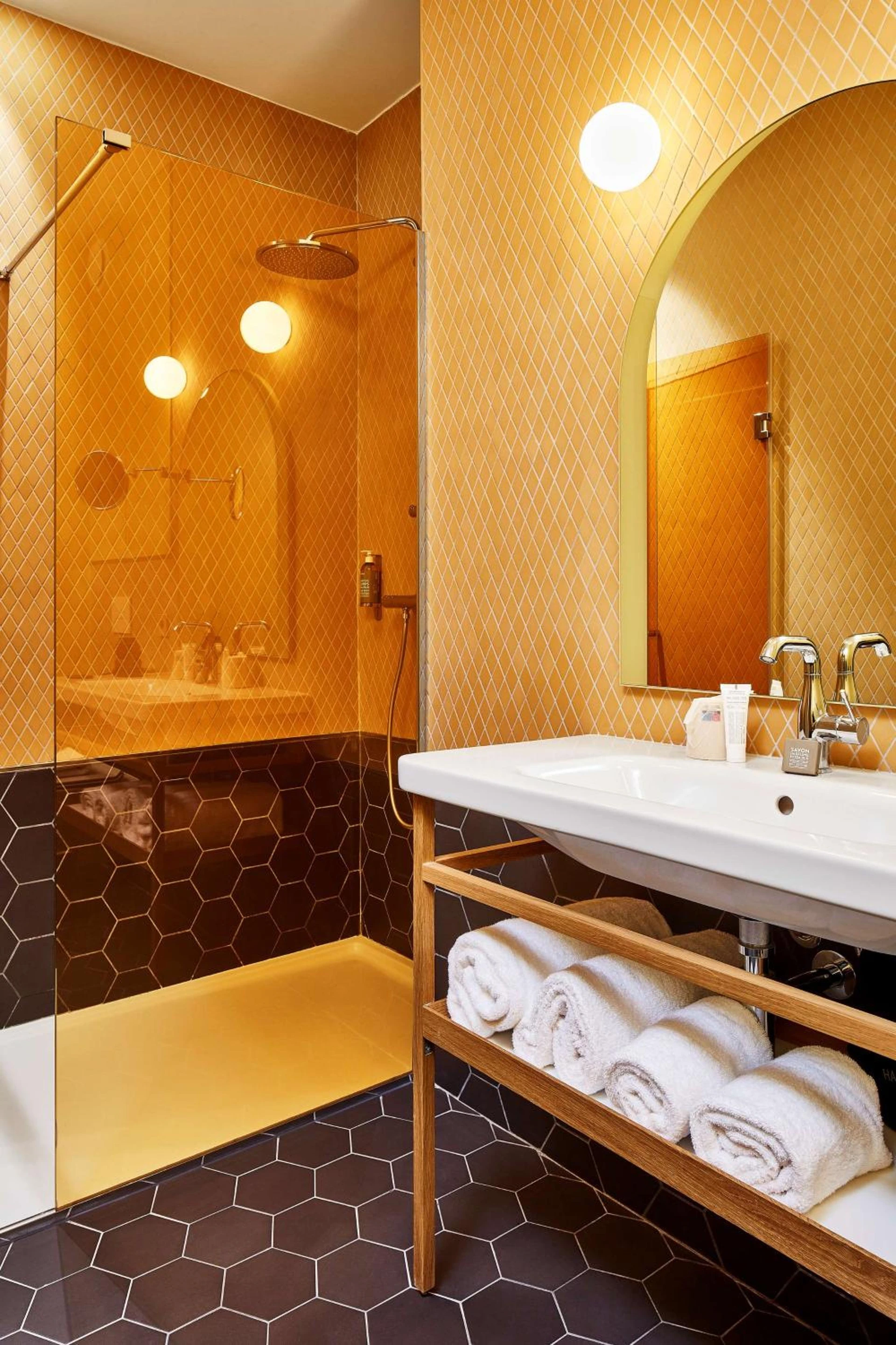 Magnifique chambre pour un séminaire d'entreprise à Hotel De Cambis Best Western Premier Collection - Avignon