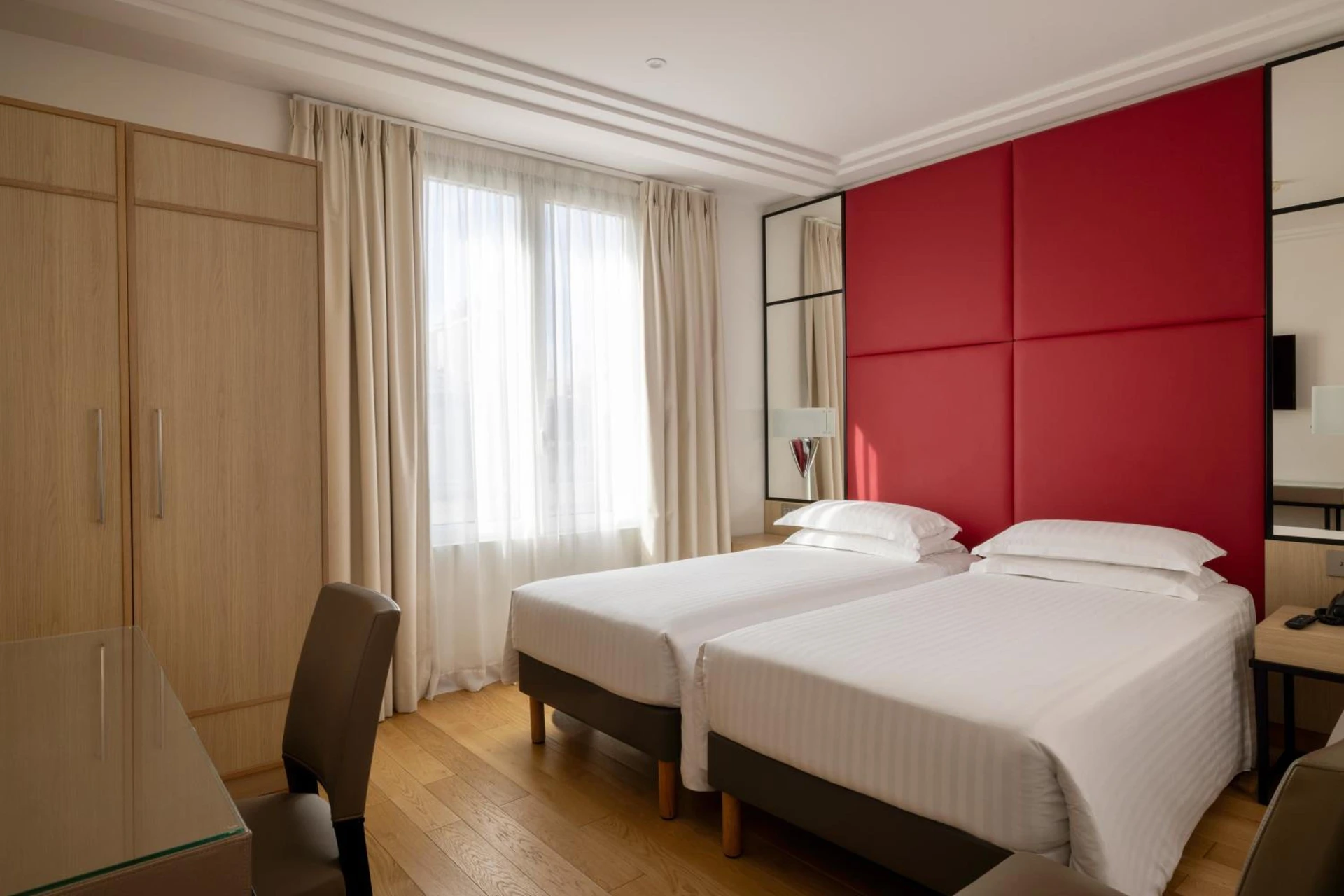 Chambre disponible pour un séminaire d'entreprise à Hôtel De Castiglione - Paris