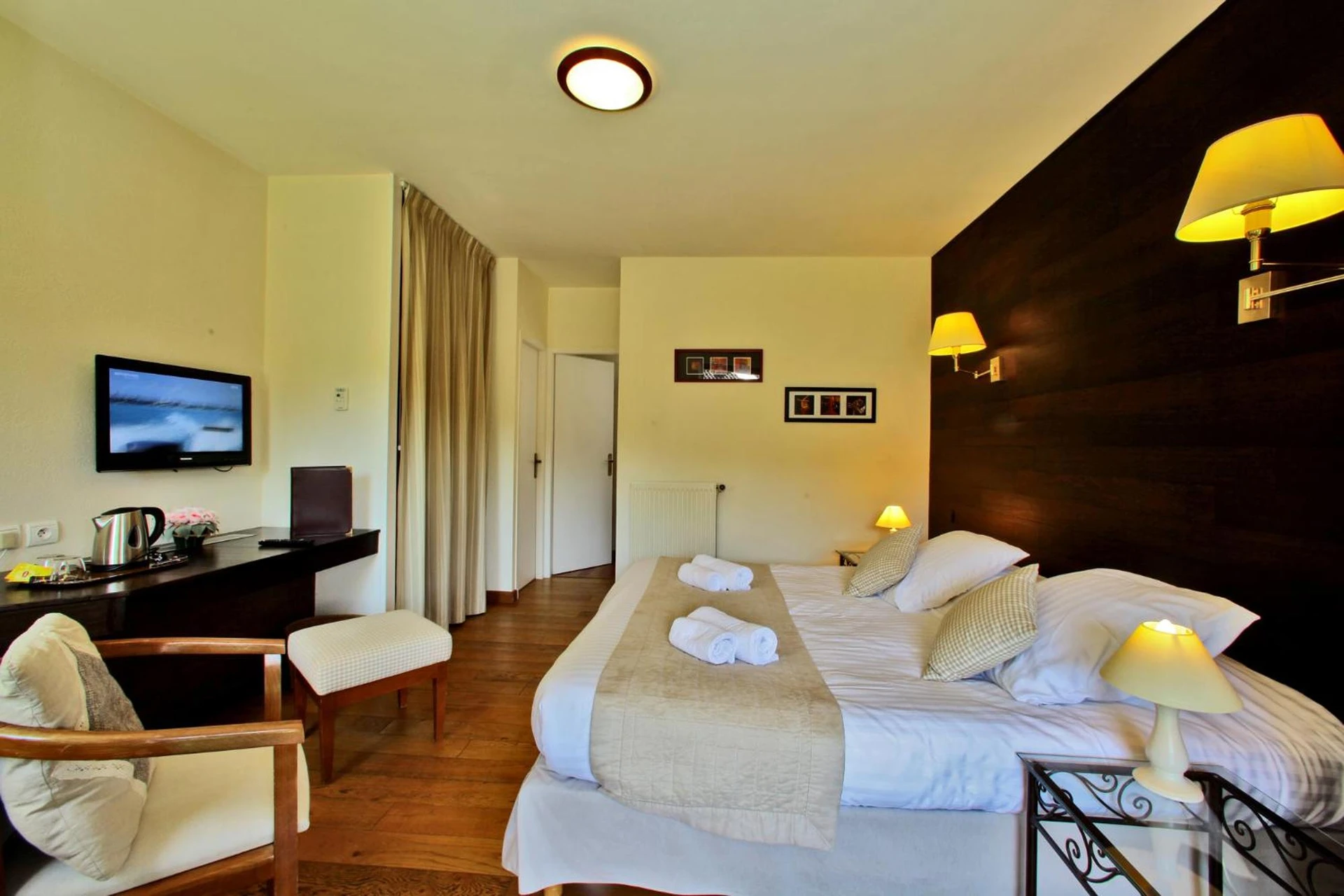 Chambre disponible pour un séminaire d'entreprise à Hotel de Compostelle - Sarlat-la-Canéda