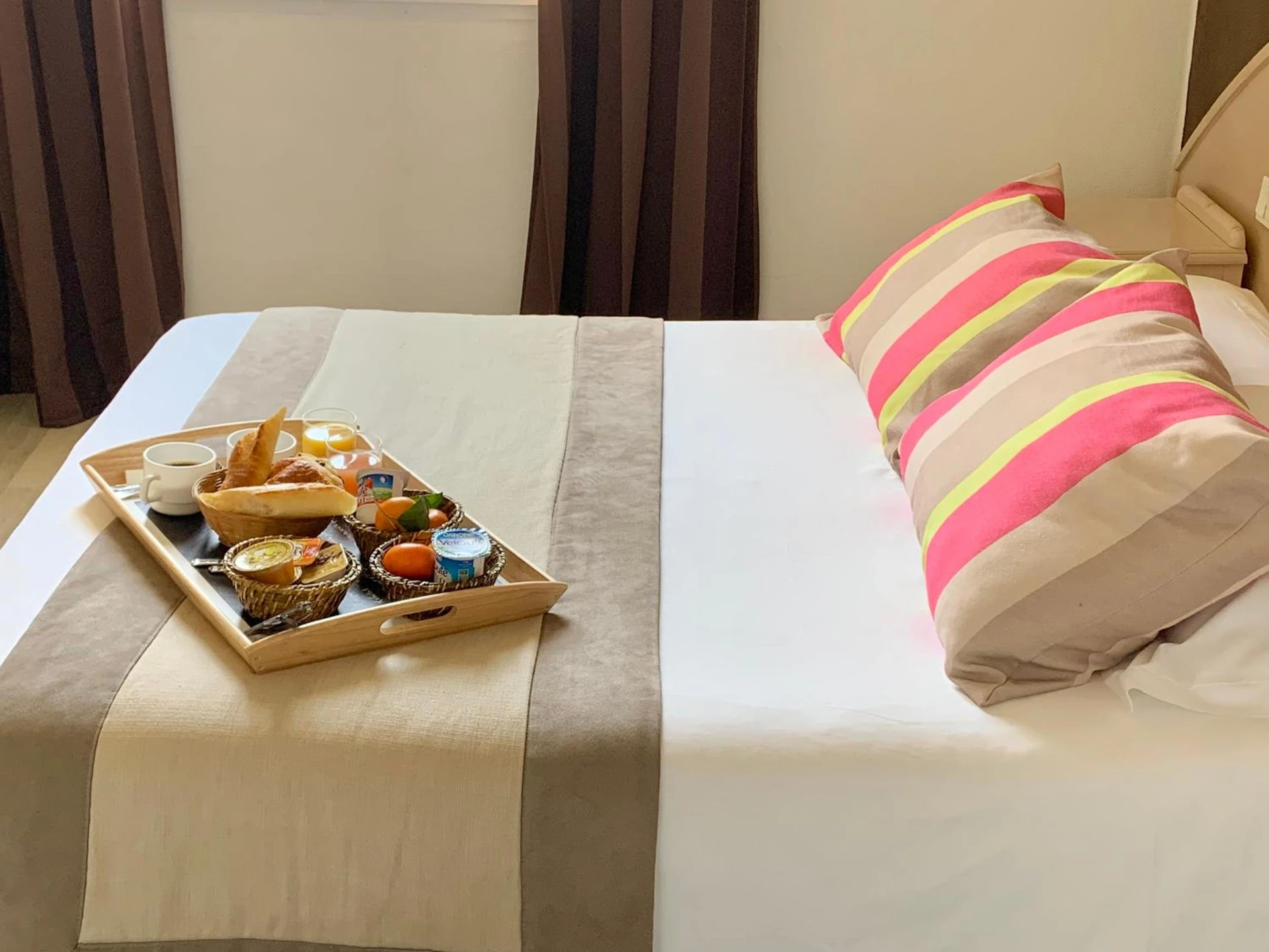 Chambre disponible pour un séminaire d'entreprise à Hôtel de Flore - Saint-Raphaël