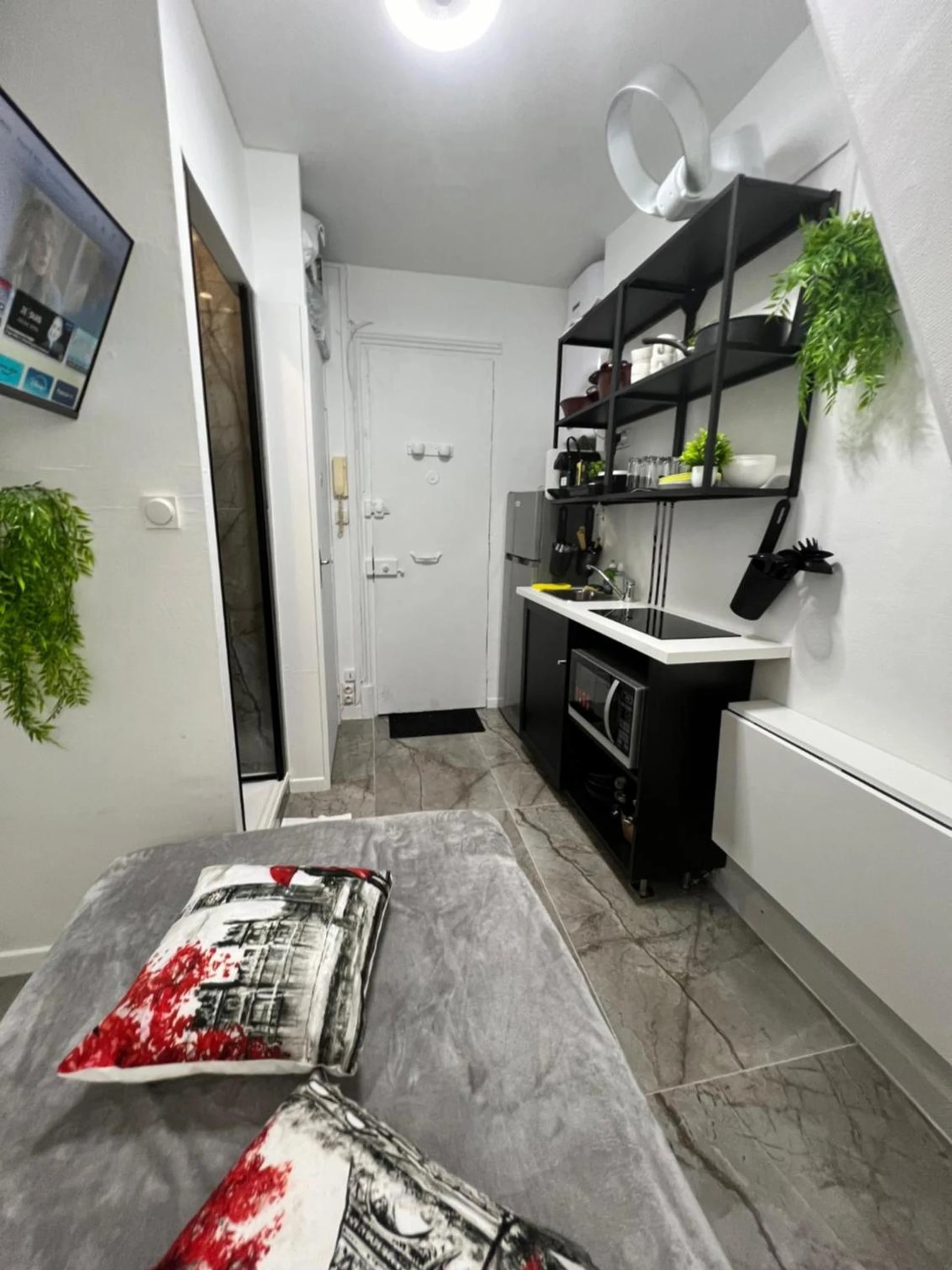 Chambre disponible pour un séminaire d'entreprise à PARIS BASTILLE BERCY GARE DE LYON CHAMBRE CLIMATISEE 9m2 idéal 1 pers ,max 2 pers - Paris