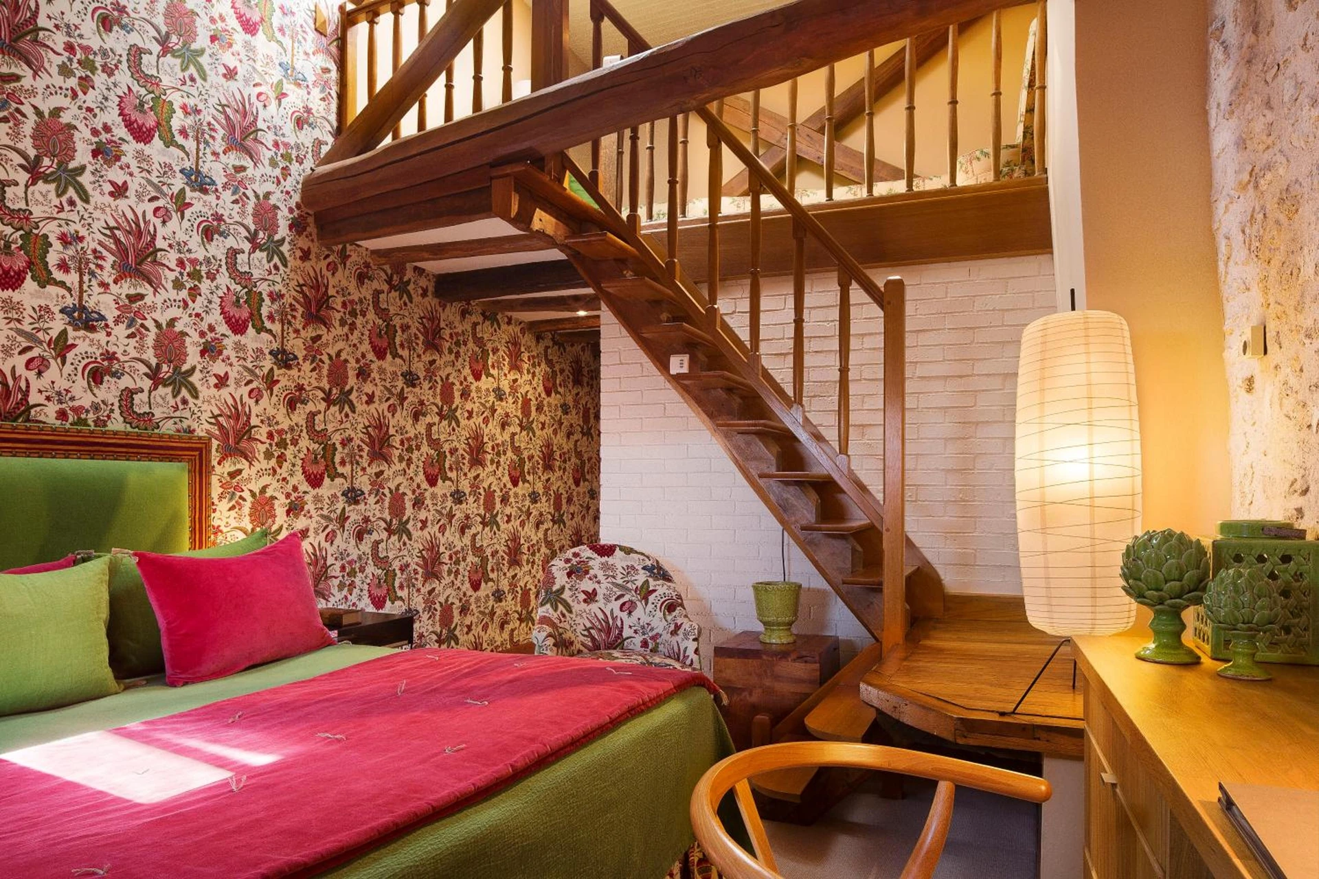 Magnifique chambre pour un séminaire d'entreprise à Hotel De France - Angerville