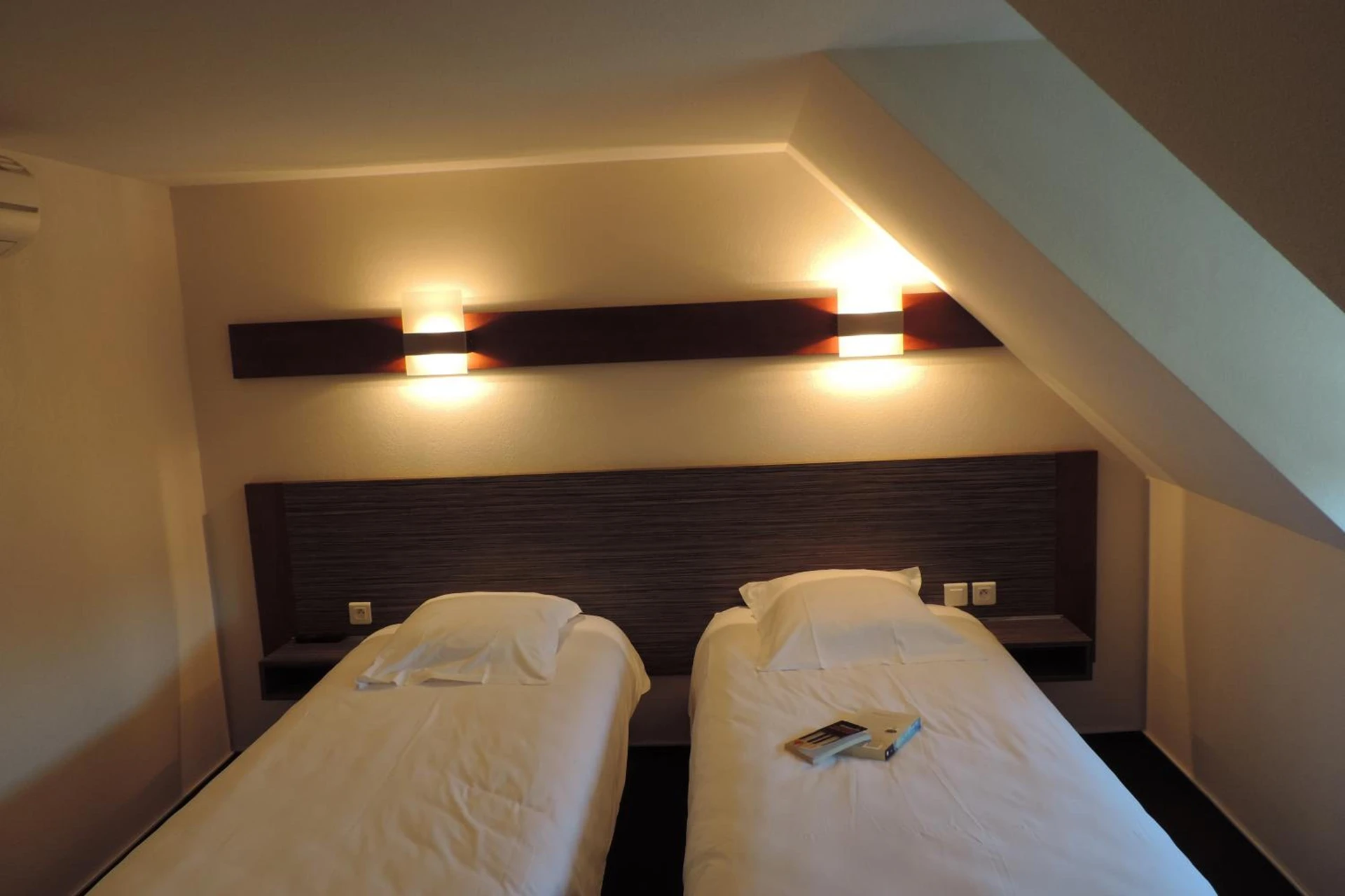Chambre disponible pour un séminaire d'entreprise à Hôtel de France - Espalion