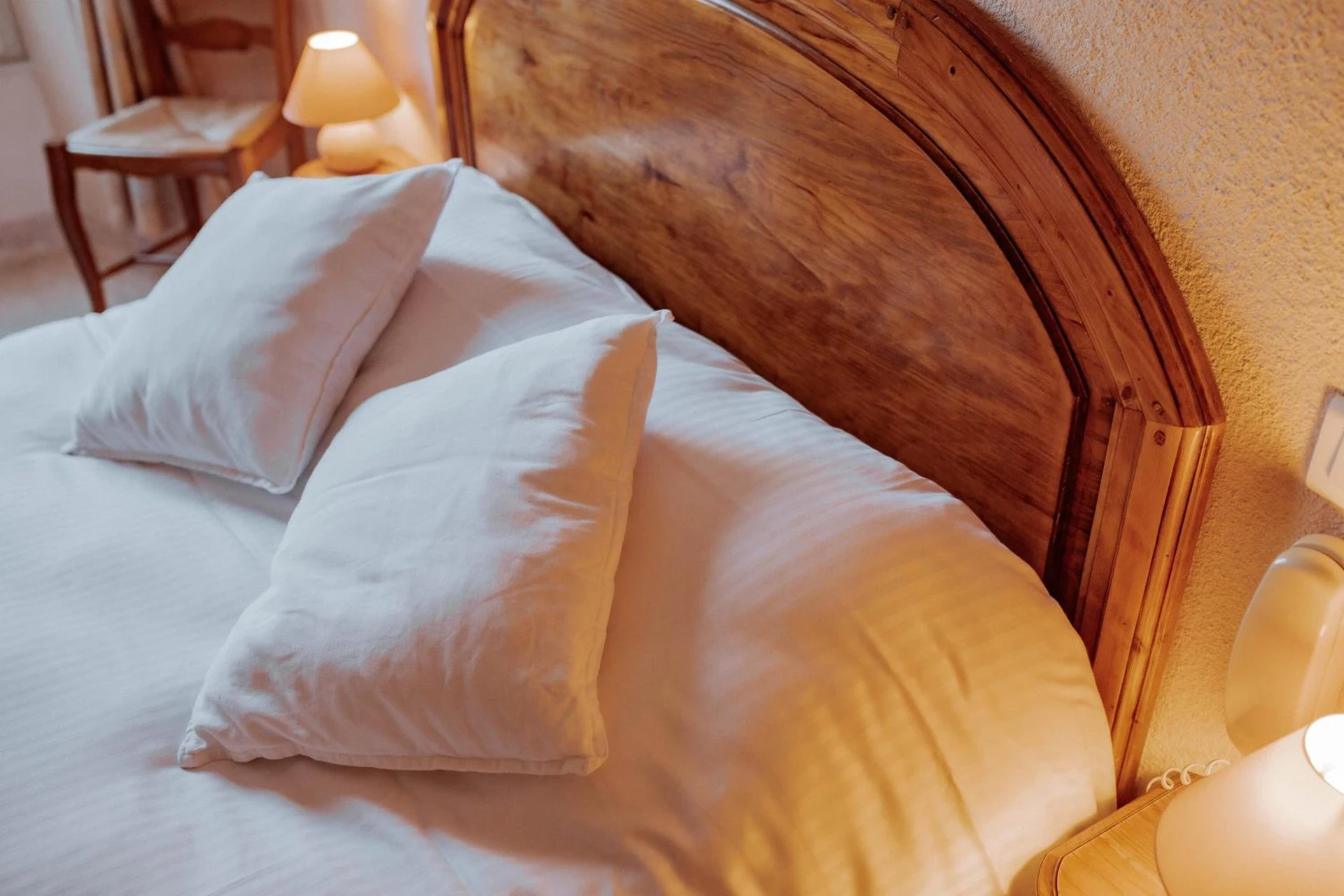 Chambre disponible pour un séminaire d'entreprise à Hôtel De France - Chalabre