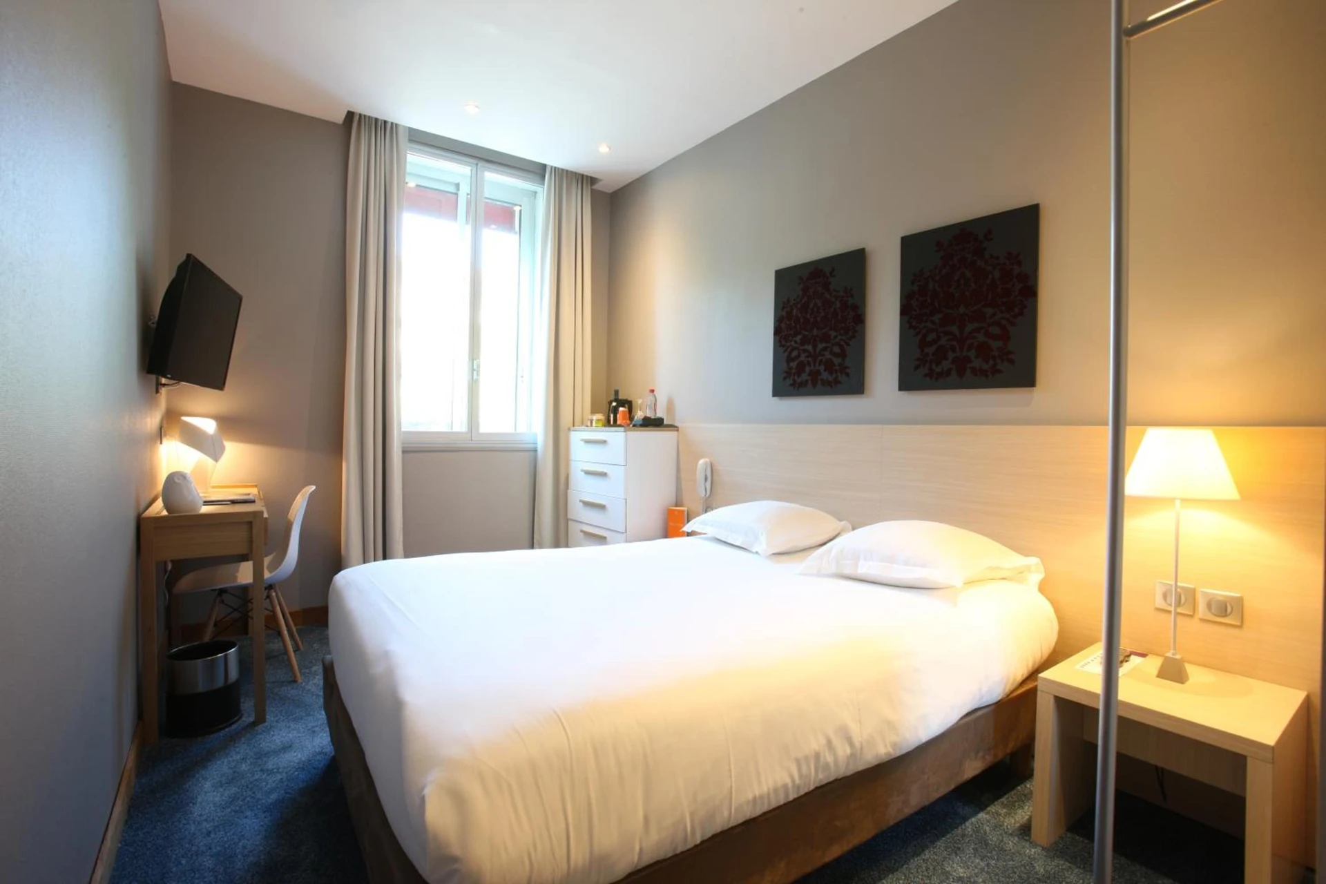 Chambre disponible pour un séminaire d'entreprise à Hotel De France - Valence