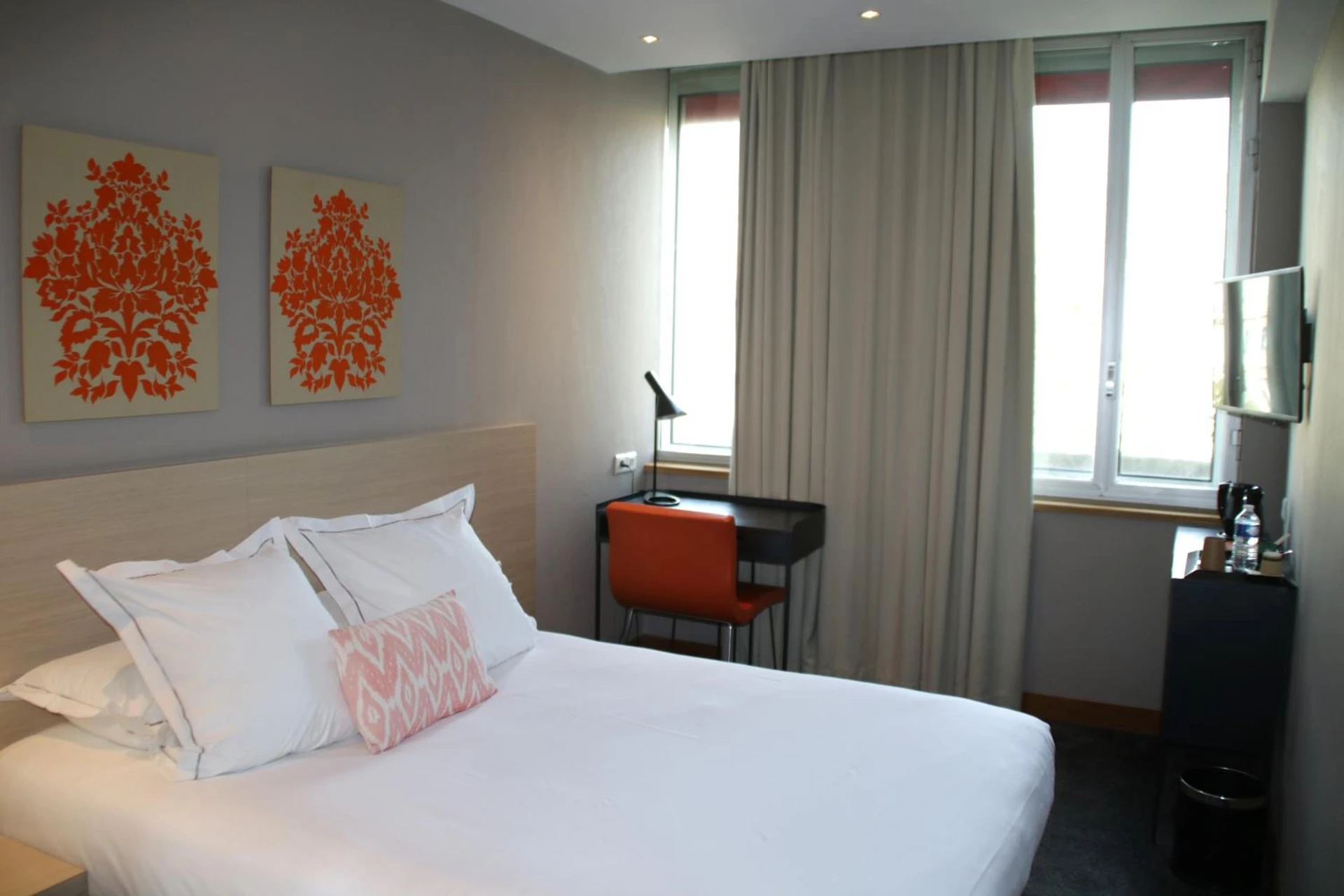 Chambre disponible pour un séminaire d'entreprise à Hotel De France - Valence