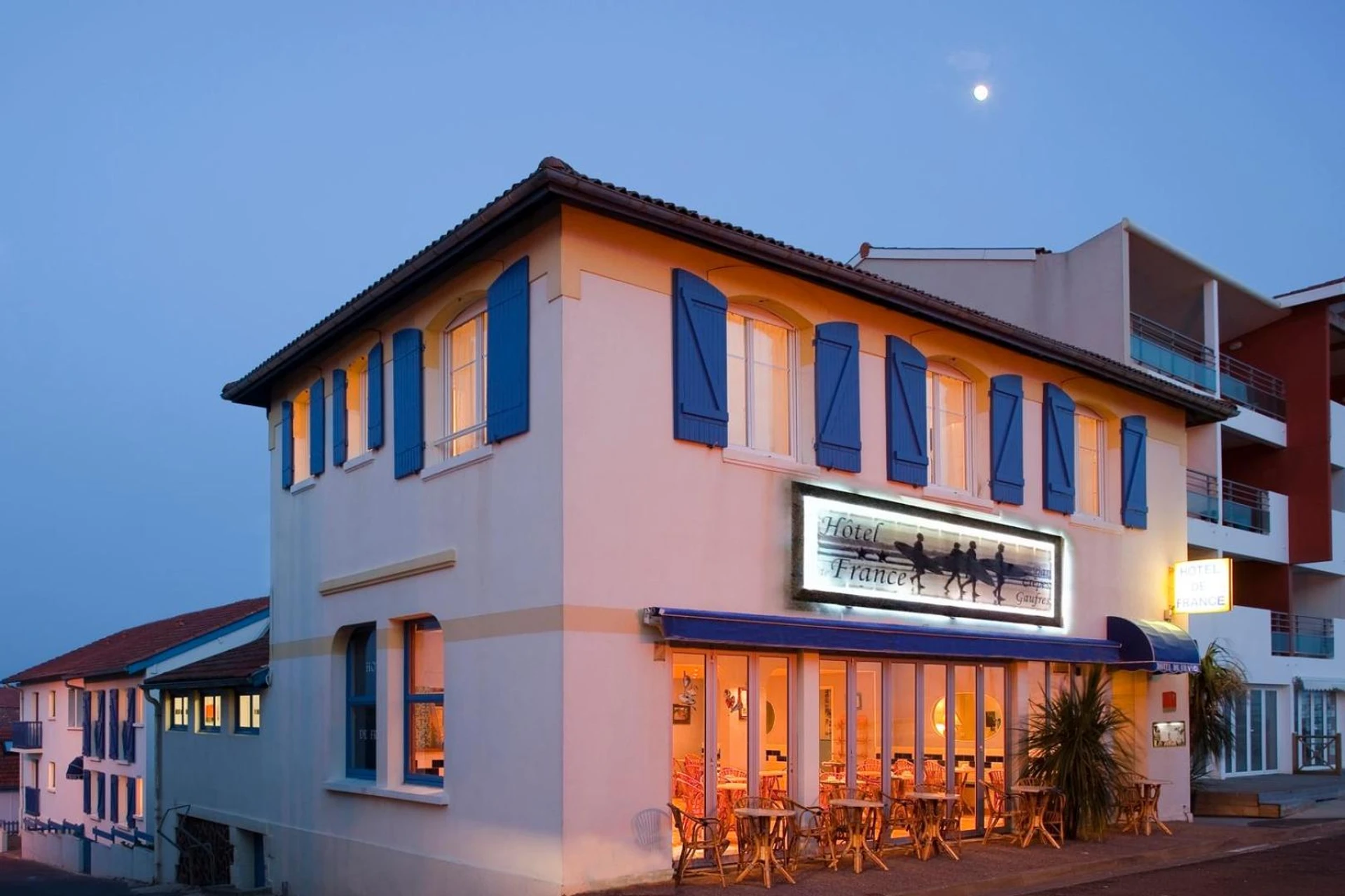 Lieu convivial pour un séminaire d'entreprise à Logis Hotel de France - Mimizan-Plage - En savoir plus 