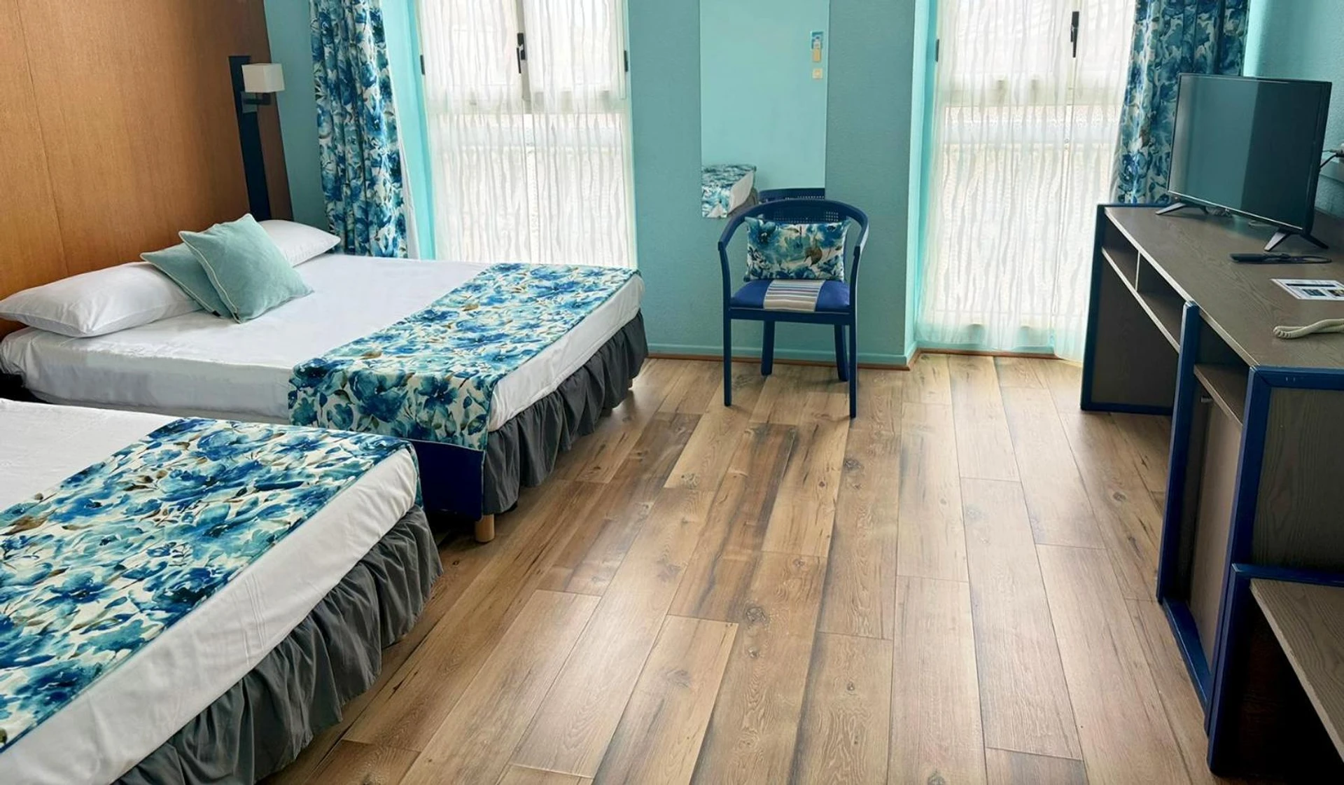 Magnifique chambre pour un séminaire d'entreprise à Hôtel Restaurant de France - Castelnaudary