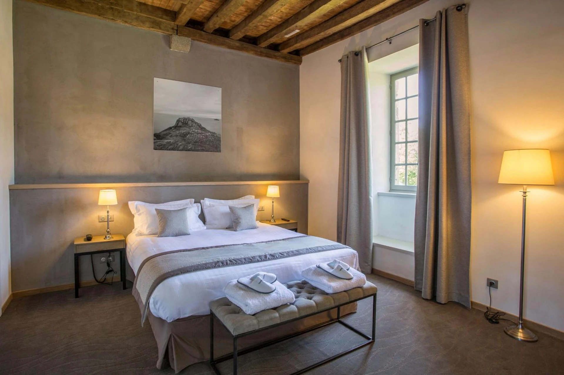 Chambre disponible pour un séminaire d'entreprise à Hotel de L'Abbaye Le Tronchet - Handwritten Collection - Le Tronchet