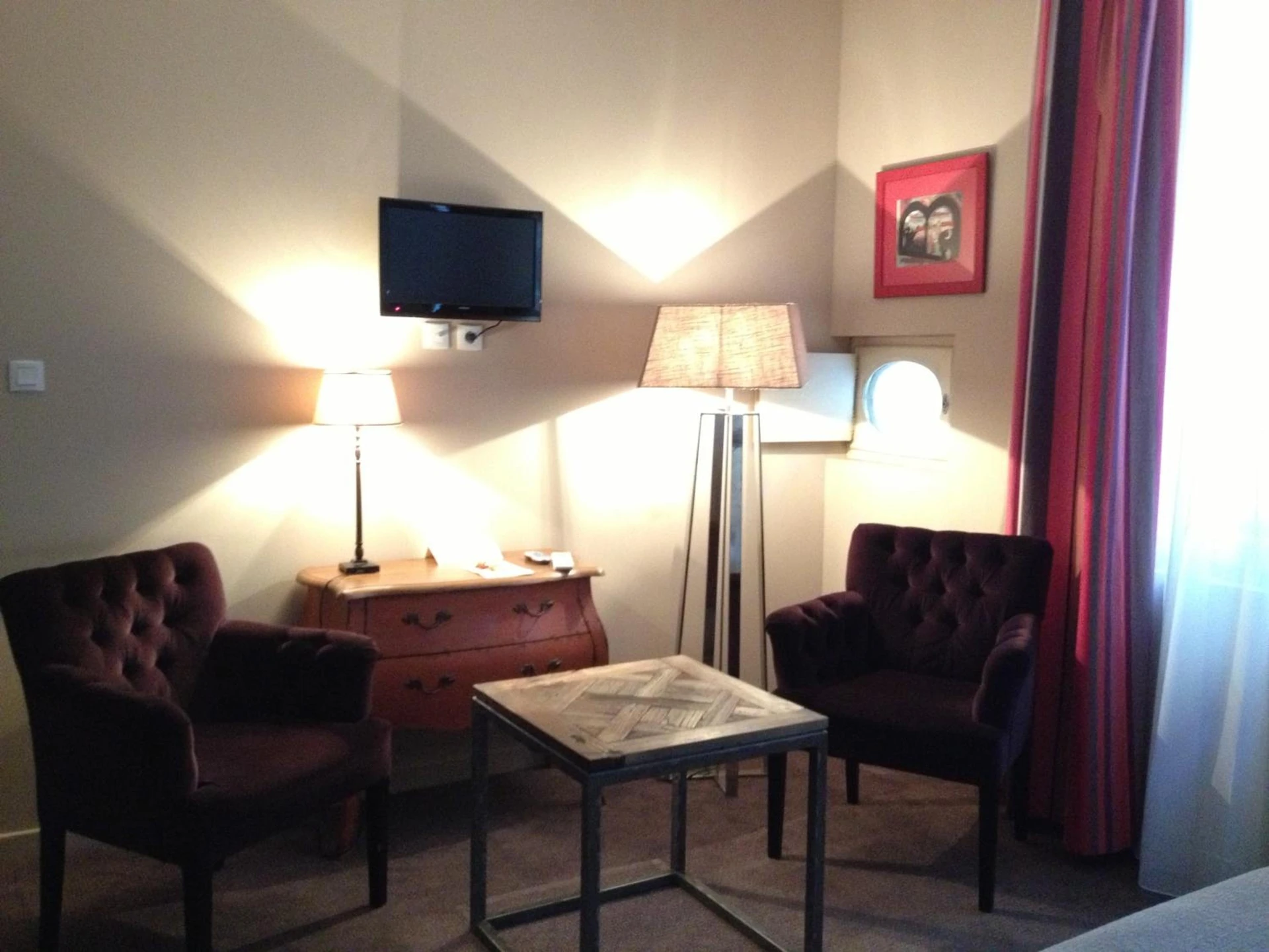 Magnifique chambre pour un séminaire d'entreprise à Hôtel de l'Amphithéâtre - Arles