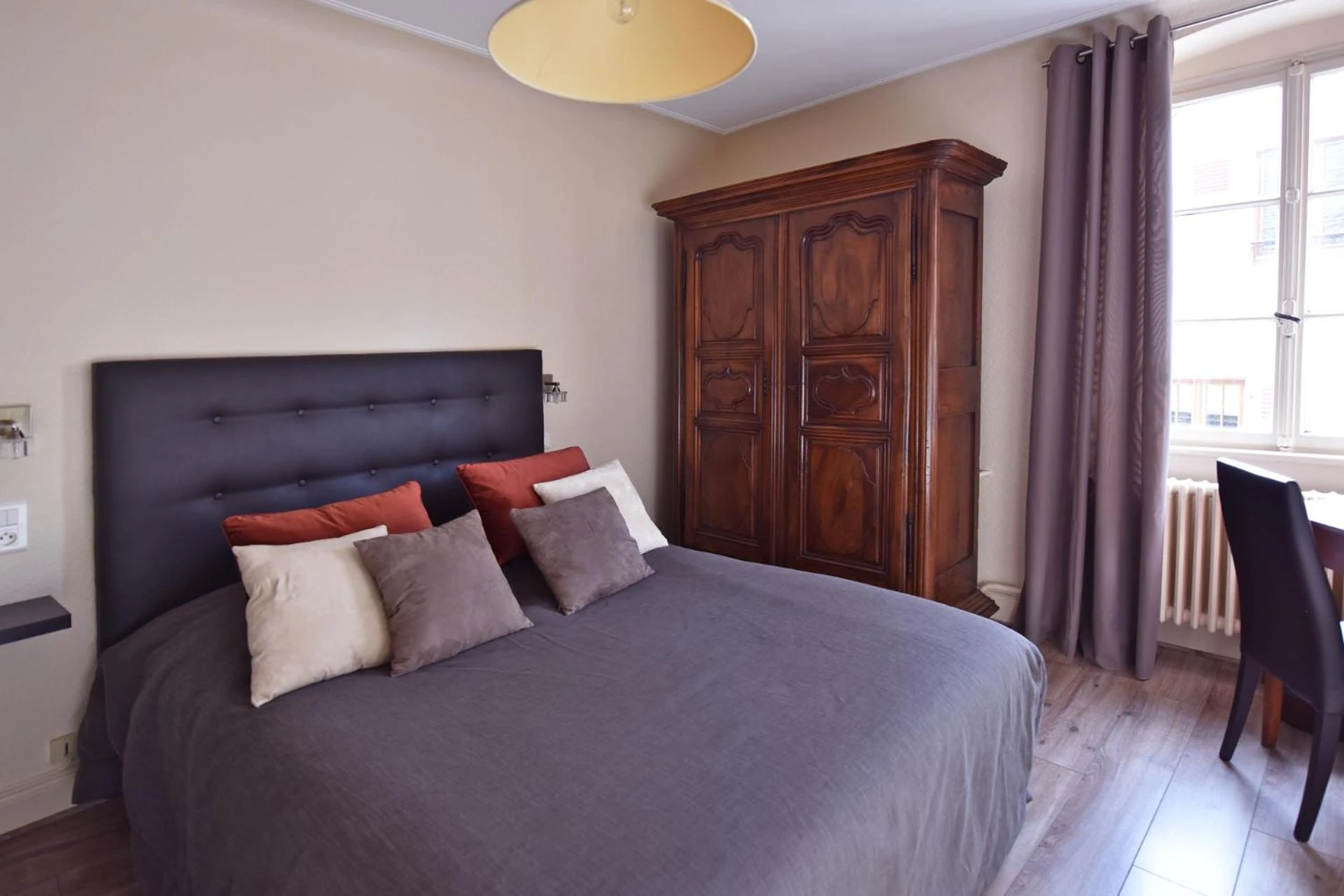 Magnifique chambre pour un séminaire d'entreprise à Hôtel de l'Ange - Niedermorschwihr