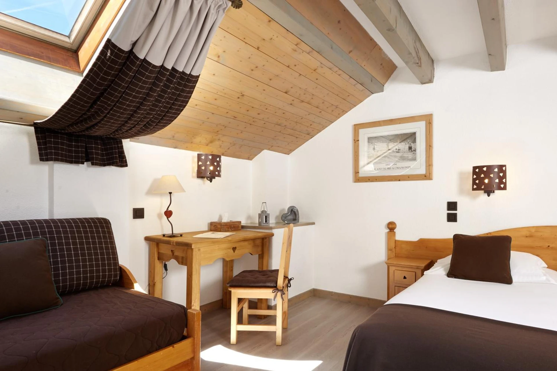Chambre disponible pour un séminaire d'entreprise à Hôtel de L'Arve by HappyCulture - Chamonix-Mont-Blanc