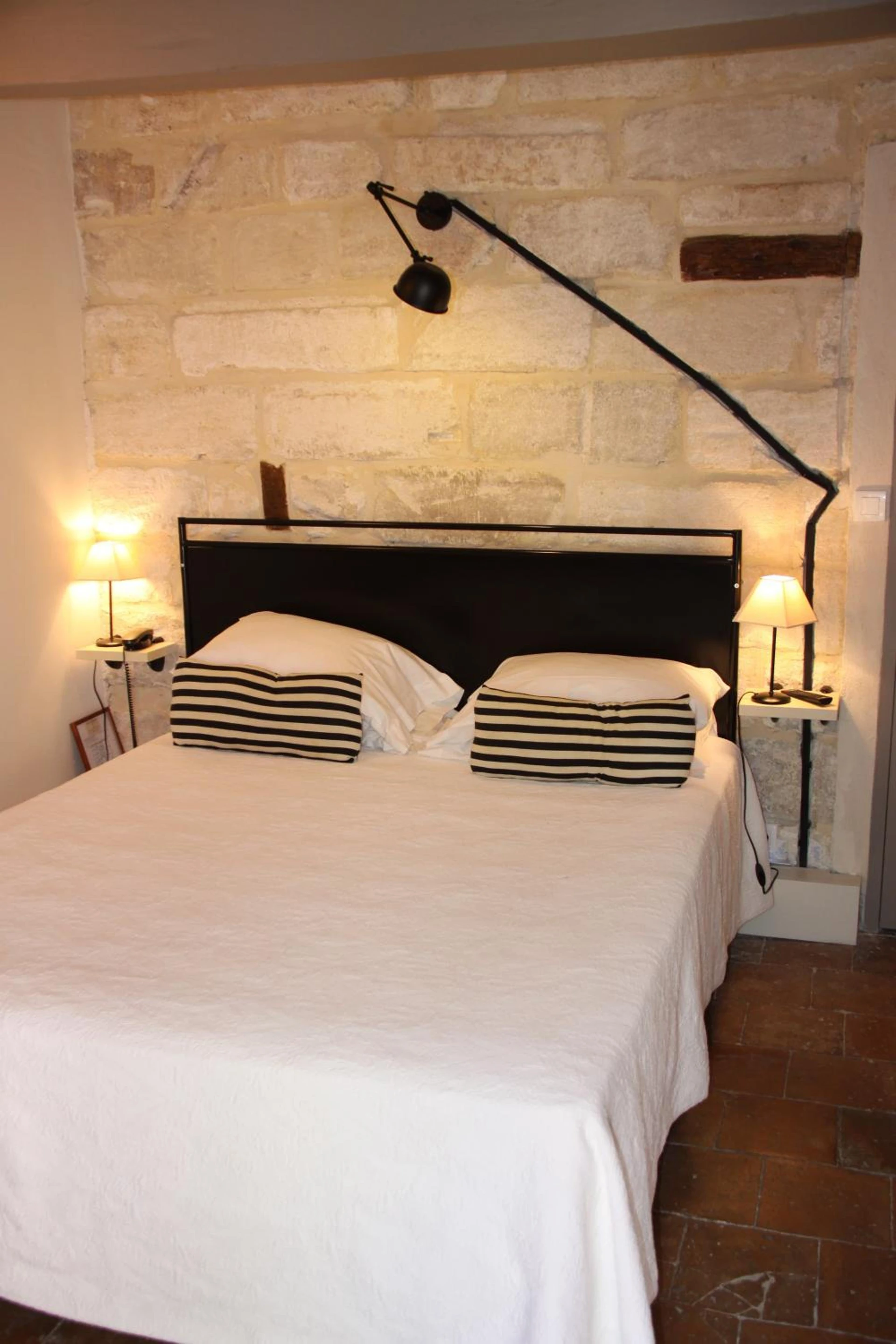 Chambre disponible pour un séminaire d'entreprise à Hotel De L'Atelier - Villeneuve-lès-Avignon