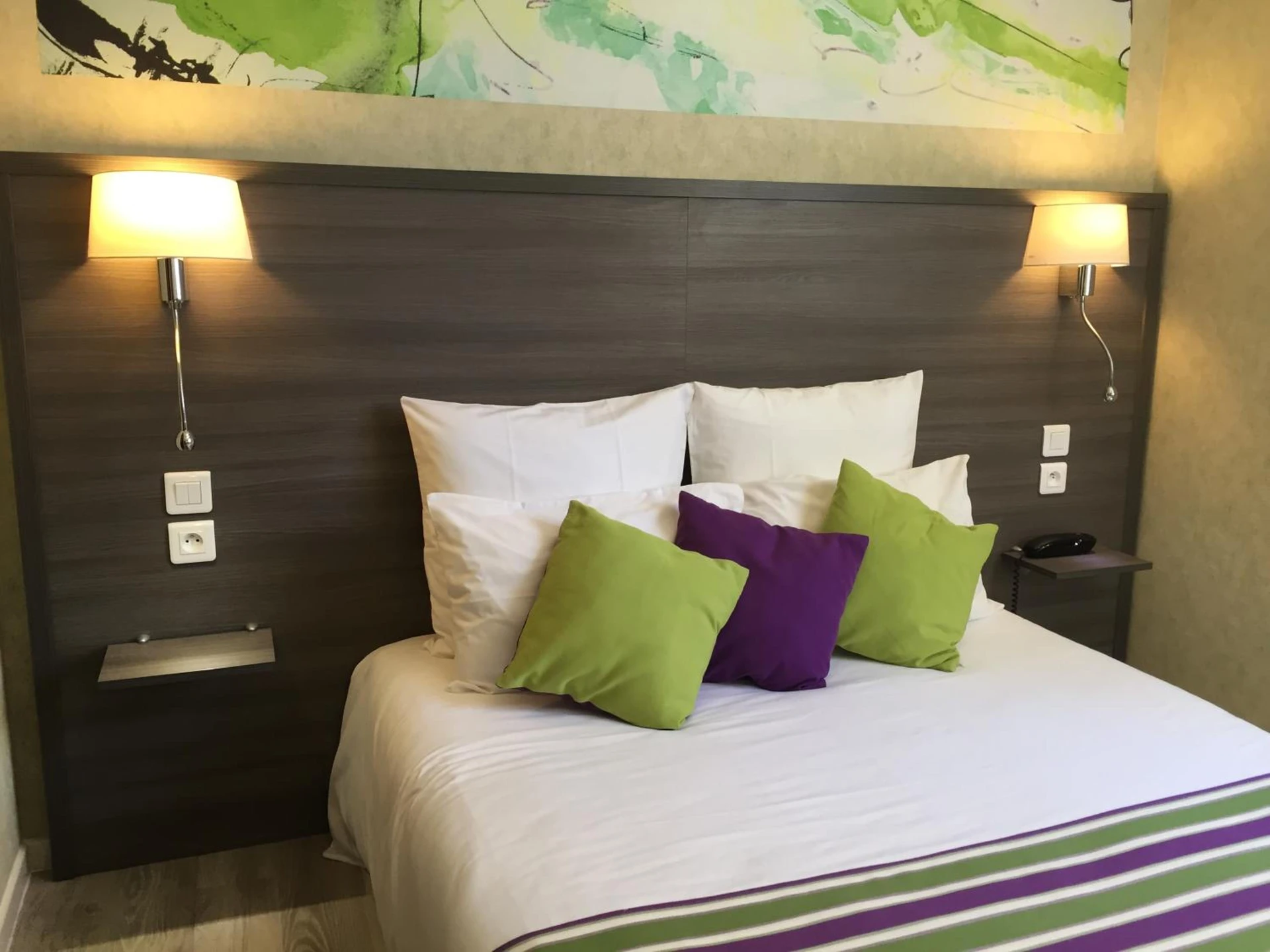 Chambre disponible pour un séminaire d'entreprise à Hôtel de L'Avenue - Tarbes