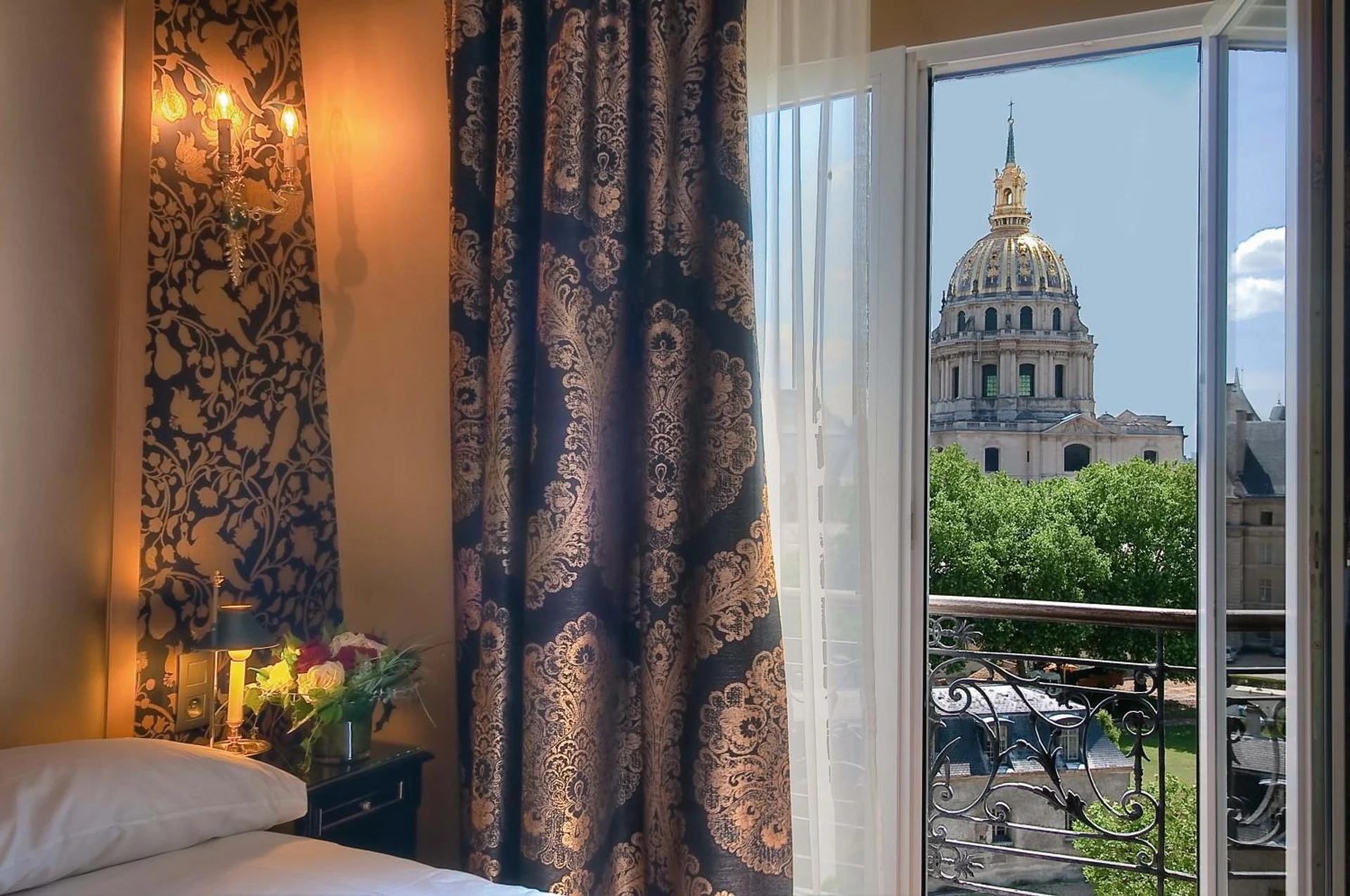 Chambre disponible pour un séminaire d'entreprise à Hotel de L'Empereur by Malone - Paris