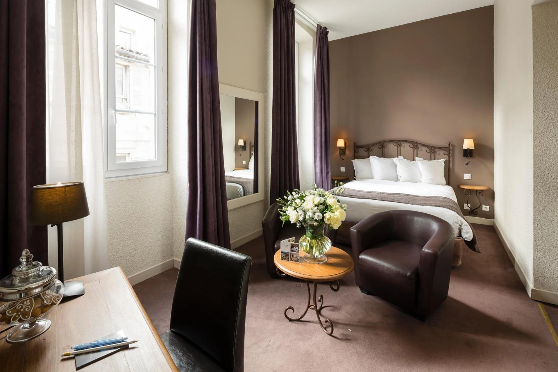 Magnifique chambre pour un séminaire d'entreprise à Hôtel de l'Horloge - Avignon