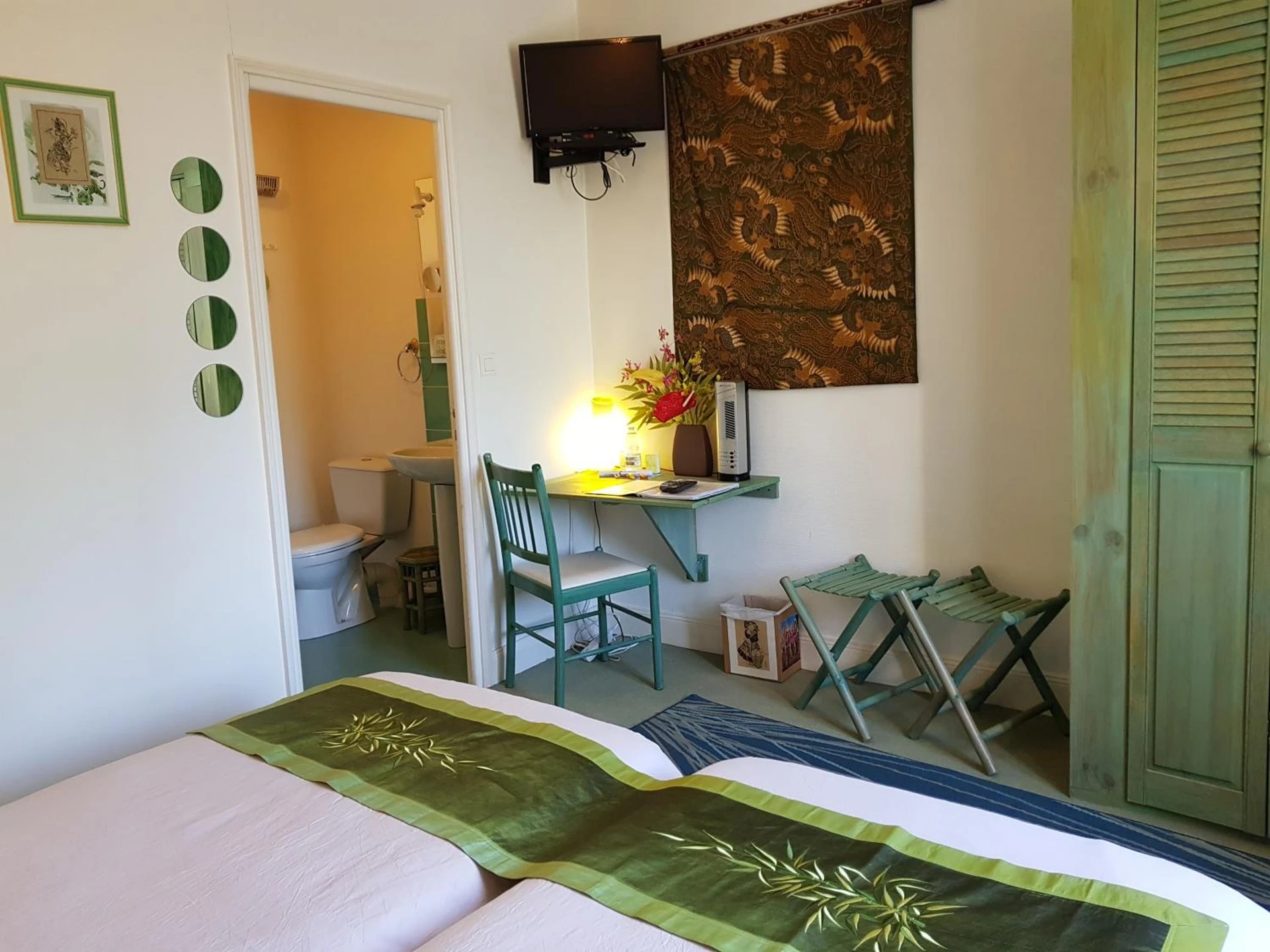Magnifique chambre pour un séminaire d'entreprise à Hôtel restaurant de l'Île - Jumeaux