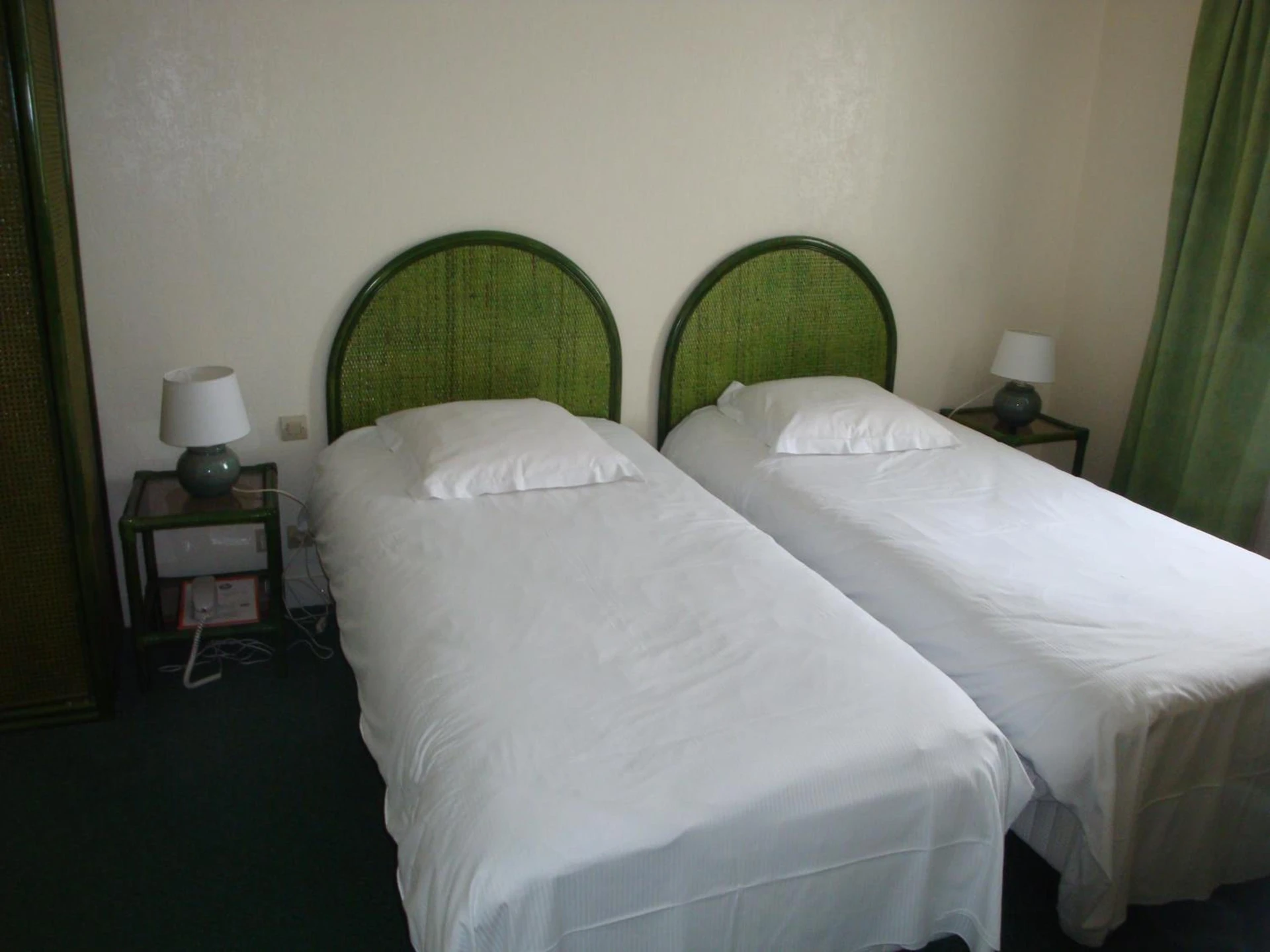 Magnifique chambre pour un séminaire d'entreprise à Hôtel de l'Orme, Akena - Évreux