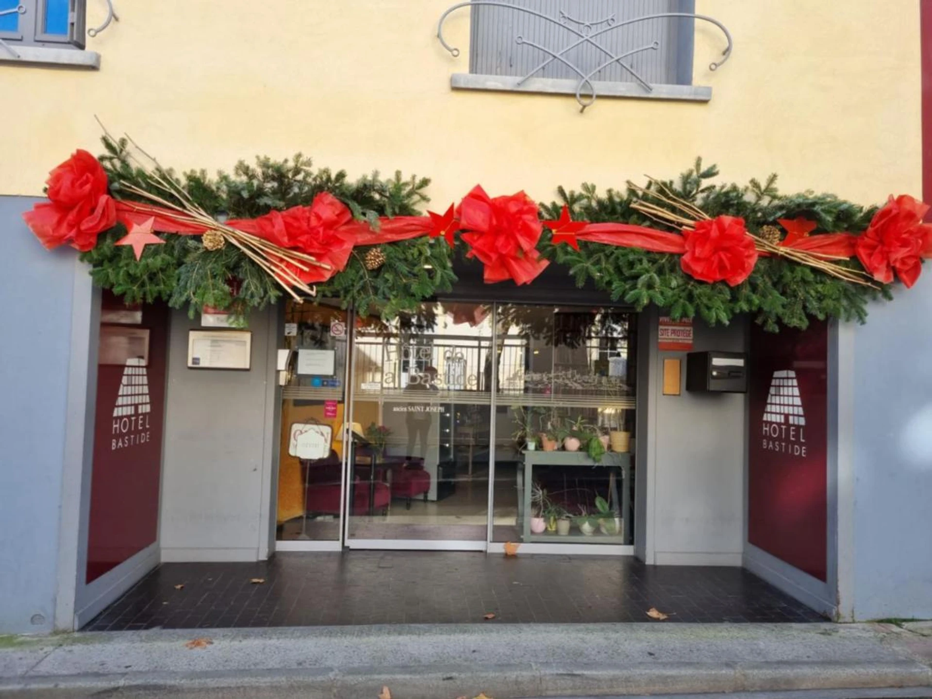 Chambre à Hotel De La Bastide - Organiser un séminaire d'entreprise à Carcassonne