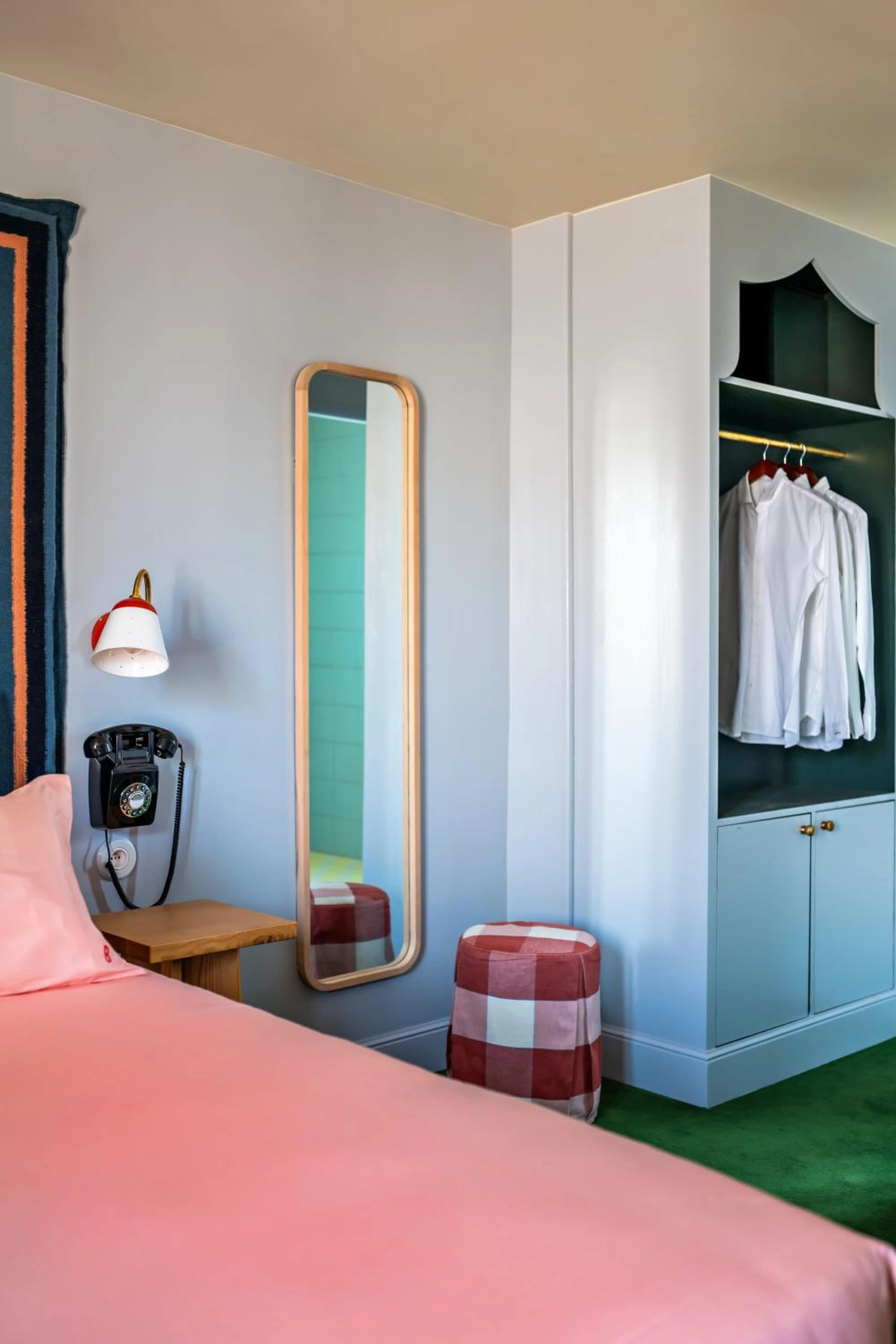 Chambre à Hôtel de La Boétie - Organiser un séminaire d'entreprise à Paris