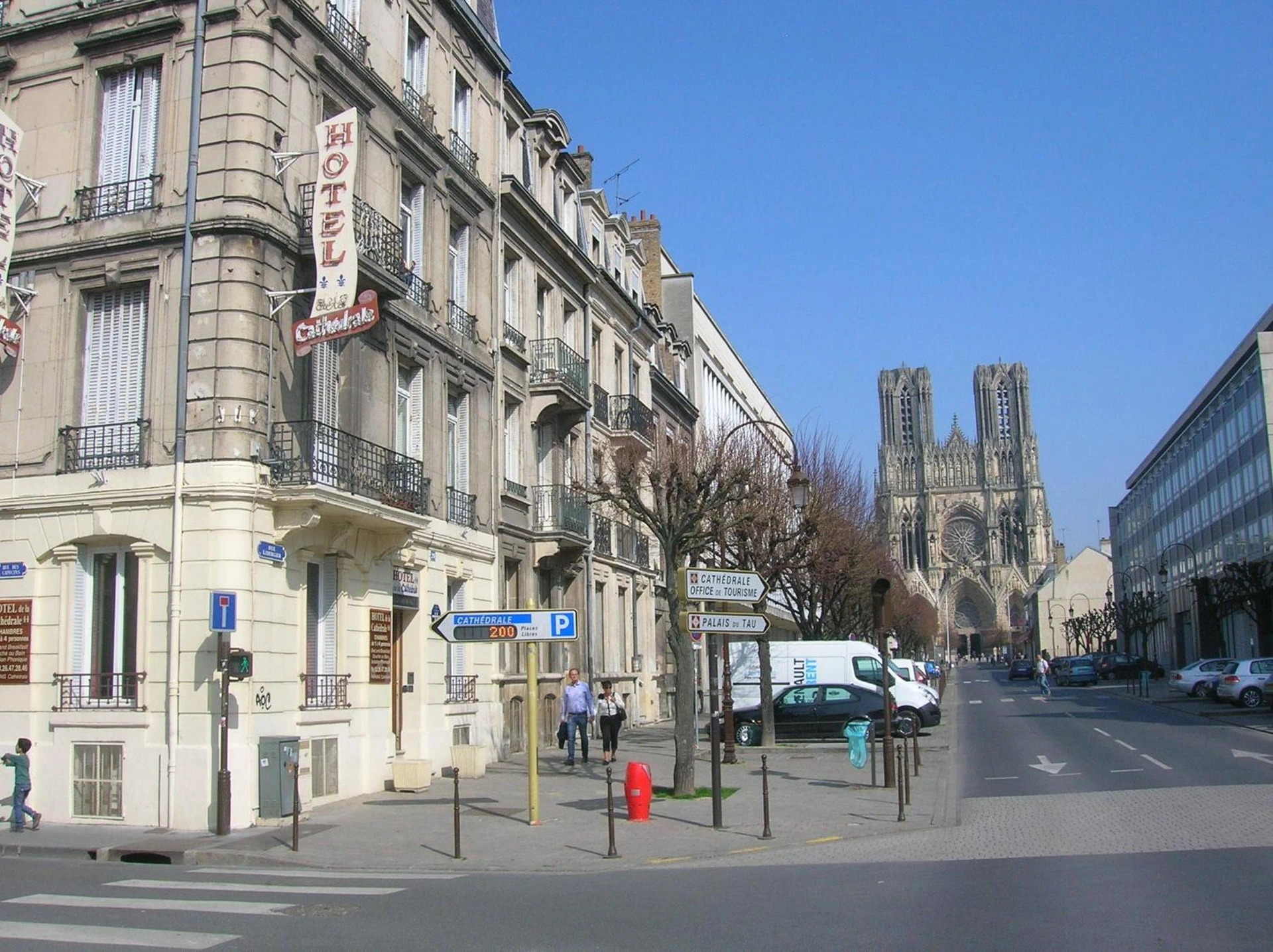 Chambre à Hôtel De La Cathédrale - Organiser un séminaire d'entreprise à Reims