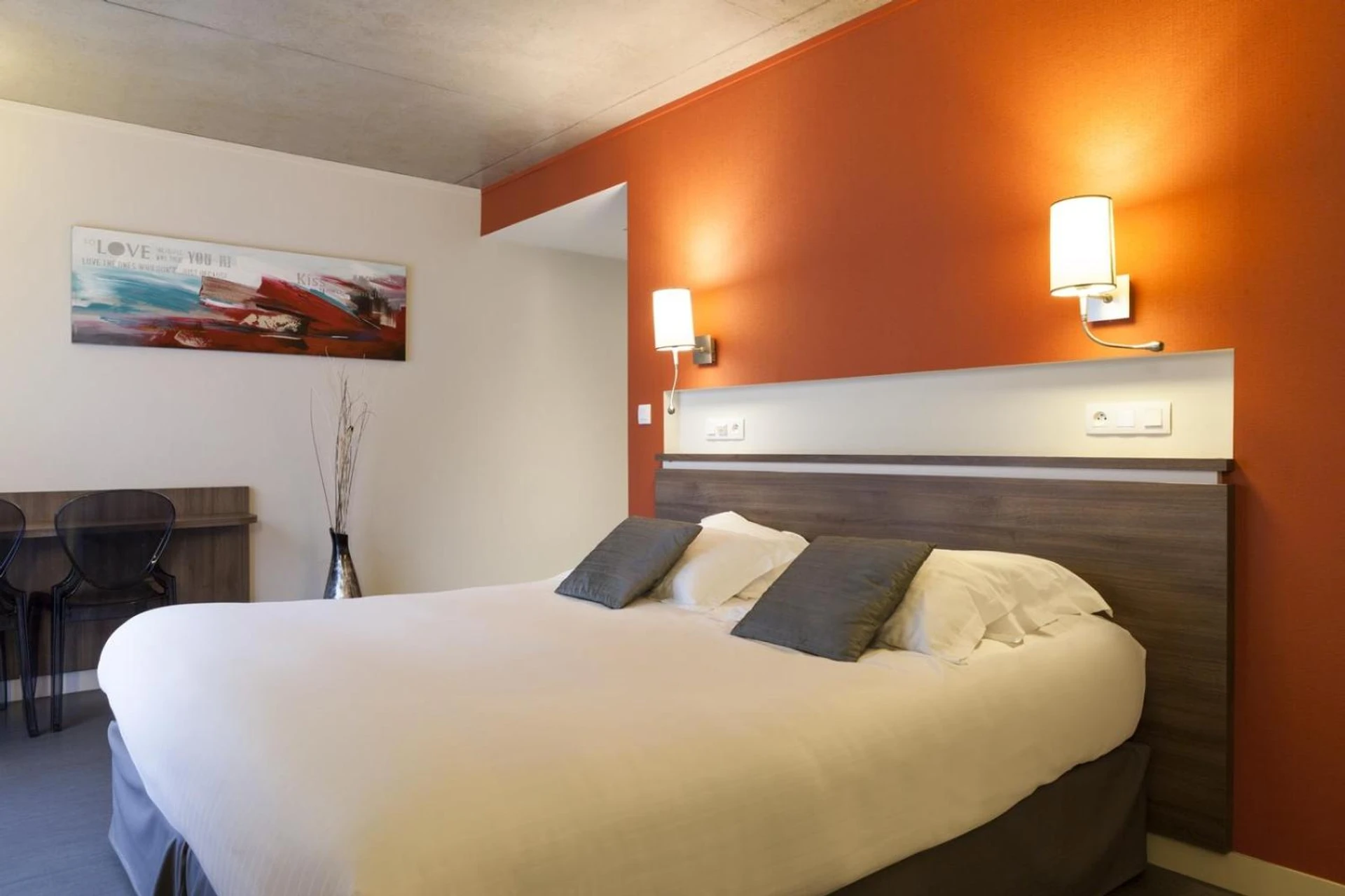 Chambre disponible pour un séminaire d'entreprise à The Originals Boutique, Hôtel La Chaussairie, Rennes Sud - Chartres-de-Bretagne
