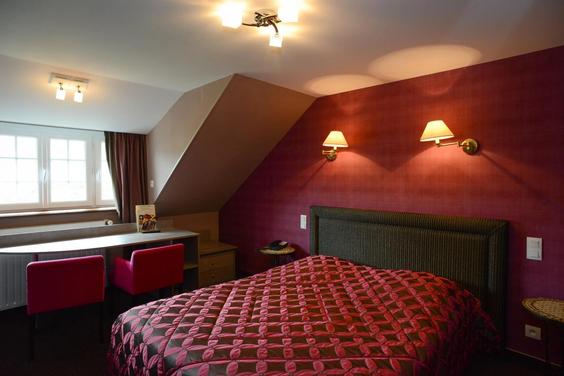 Chambre disponible pour un séminaire d'entreprise à Hôtel de La Croix d'Or - Avranches