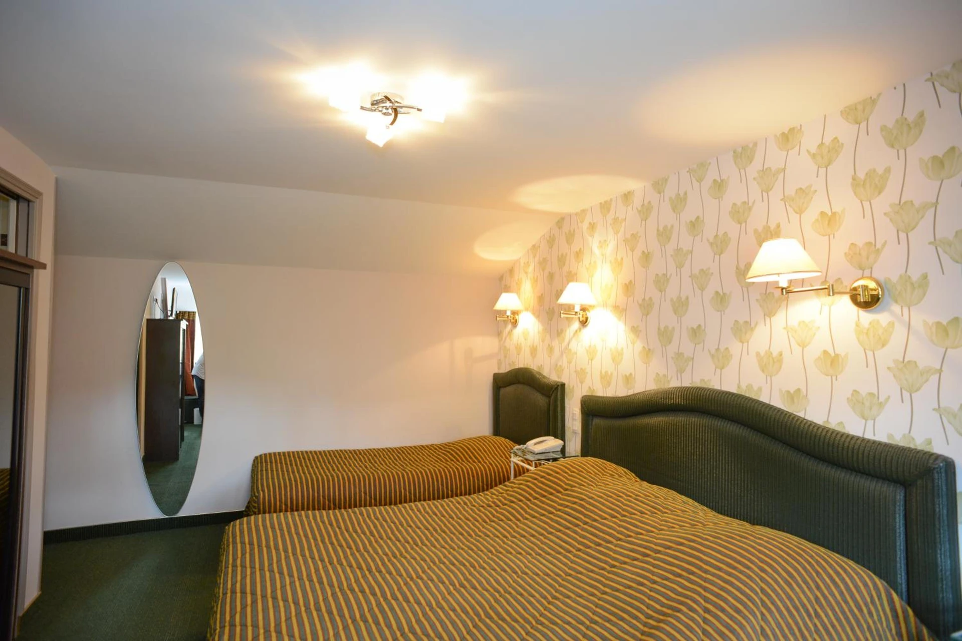 Chambre disponible pour un séminaire d'entreprise à Hôtel de La Croix d'Or - Avranches
