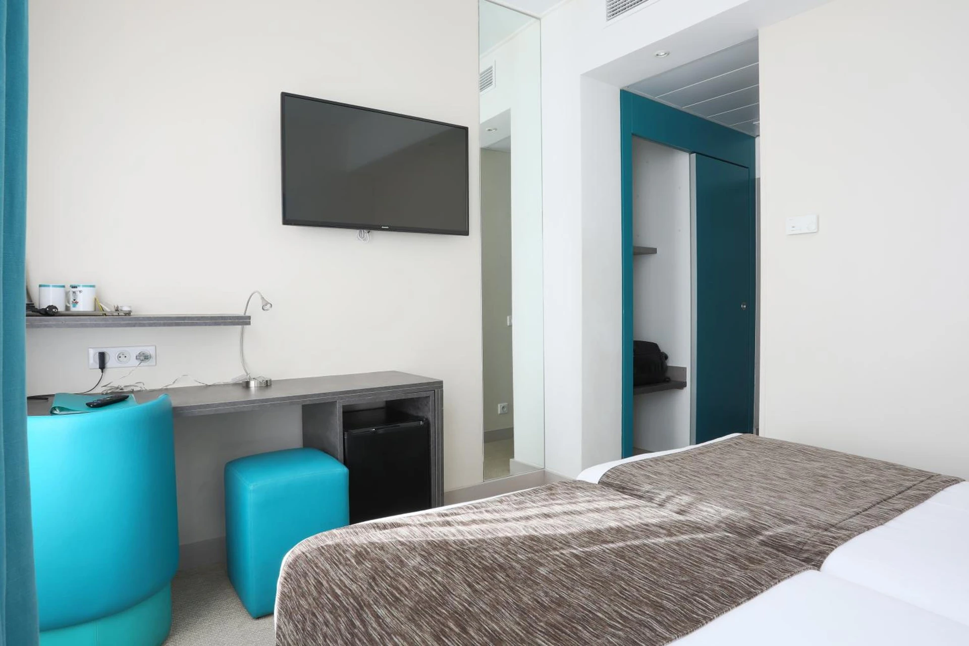 Magnifique chambre pour un séminaire d'entreprise à Hôtel de la Fontaine - Nice