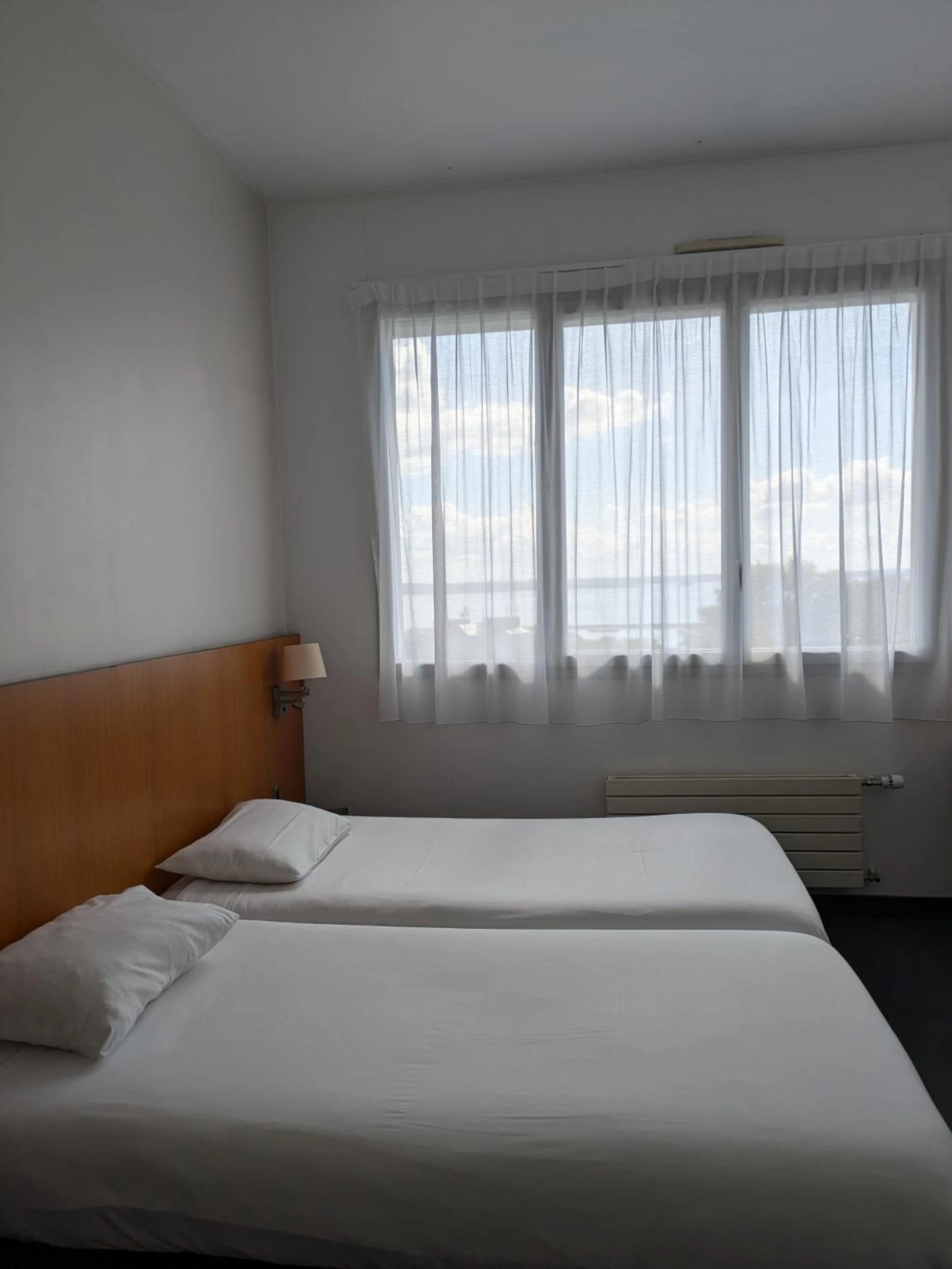 Magnifique chambre pour un séminaire d'entreprise à Hotel de la Gare Brest - Brest
