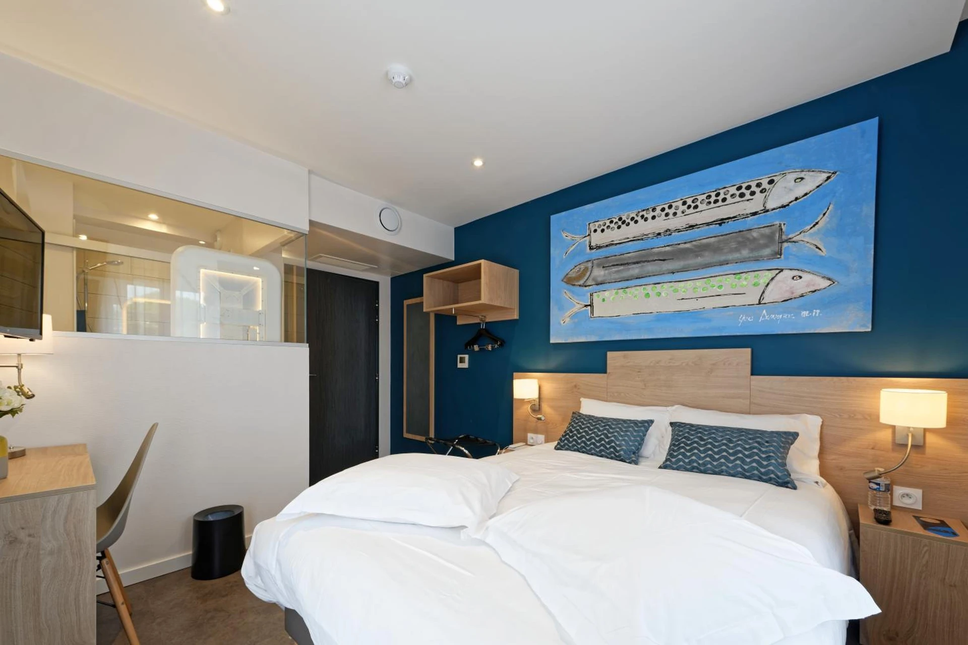 Chambre disponible pour un séminaire d'entreprise à Contact Hôtel de la Gare et son restaurant Côte à Côte - Autun