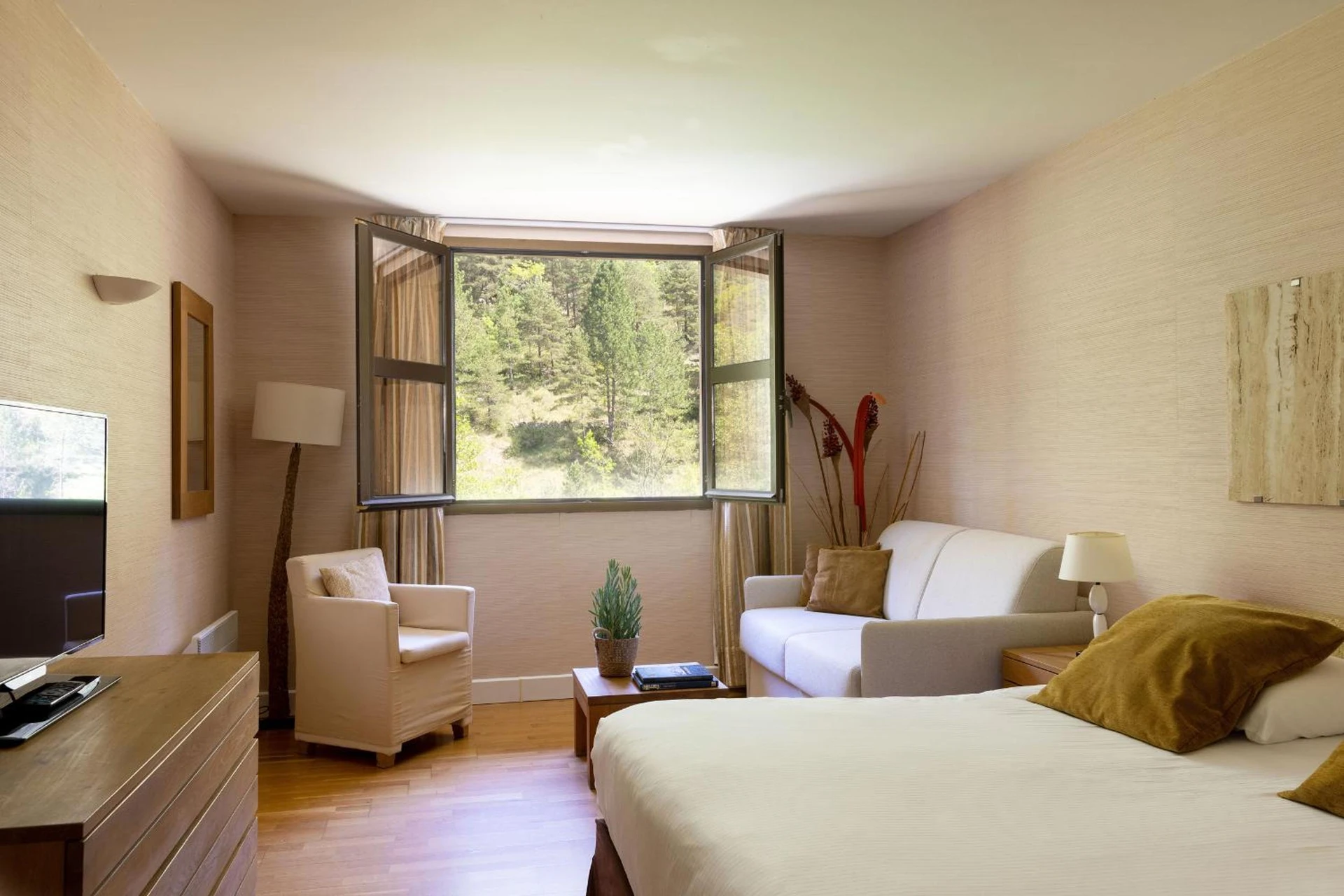 Chambre disponible pour un séminaire d'entreprise à Hôtel de la Muse et du Rozier - Mostuéjouls