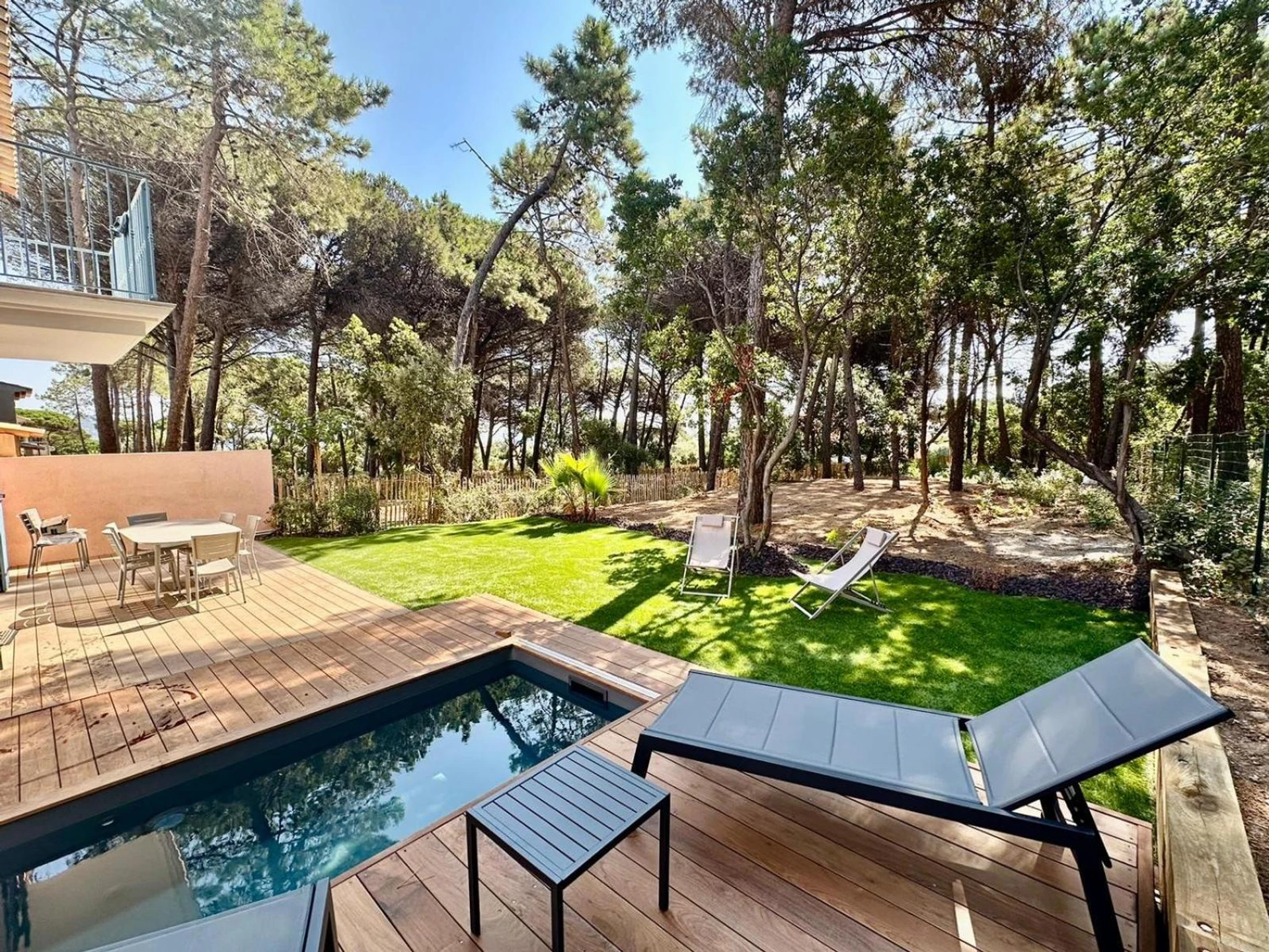 Organiser un séminaire d'entreprise : VILLAS Plages de la Nartelle- Sainte Maxime - piscines privées à sainte-maxime