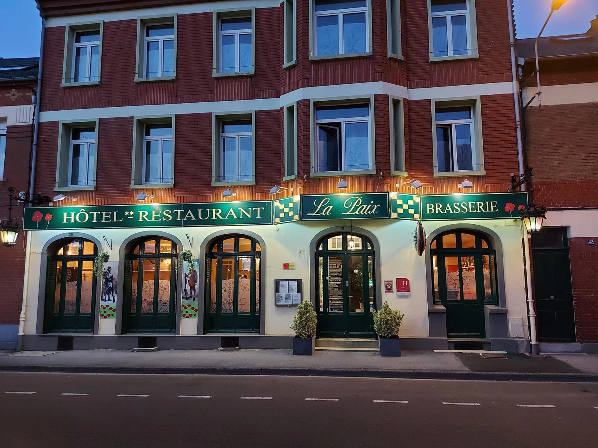 Organiser un séminaire d'entreprise : Hotel De La Paix à albert