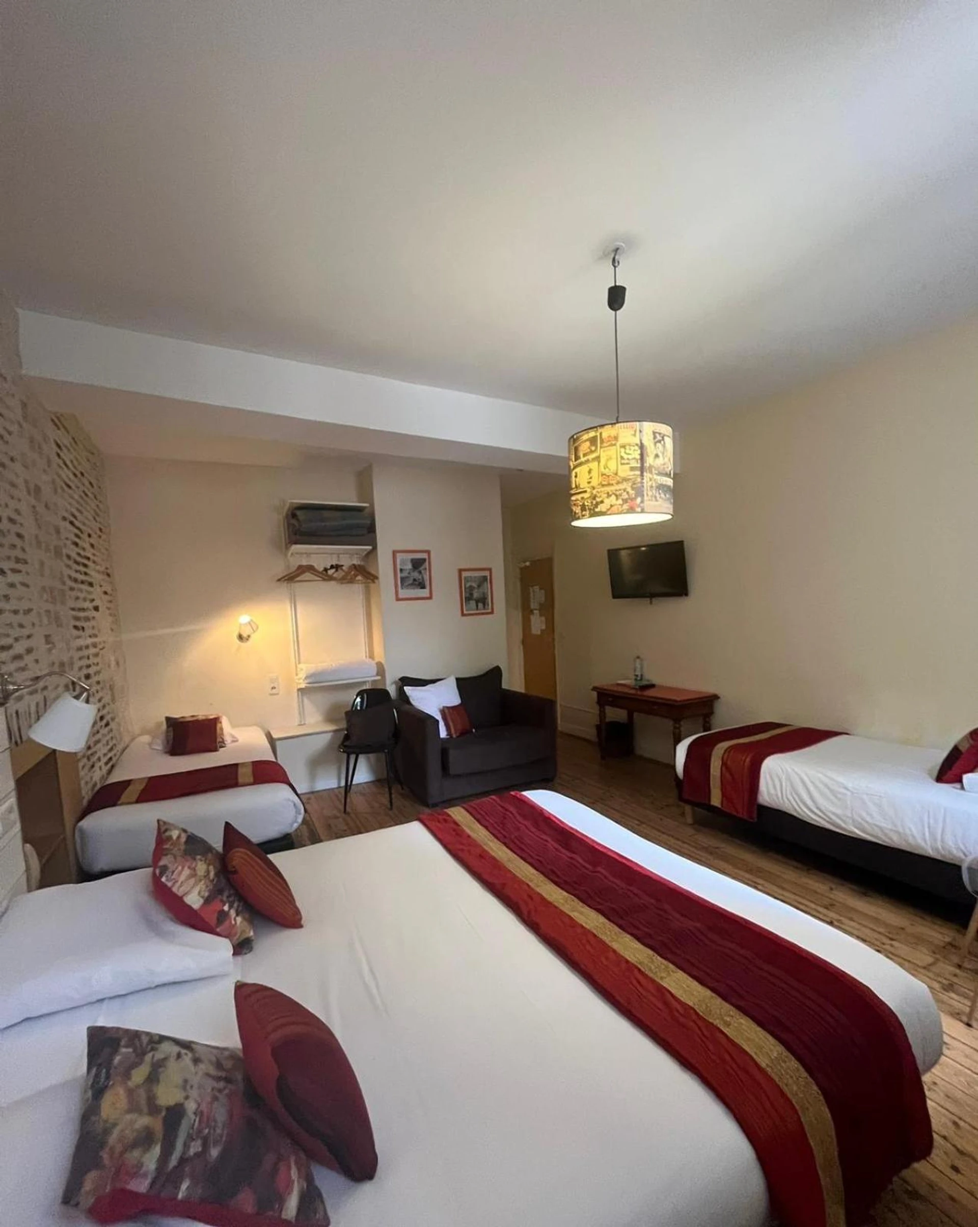 Magnifique chambre pour un séminaire d'entreprise à Hotel de La Paix - La Rochelle