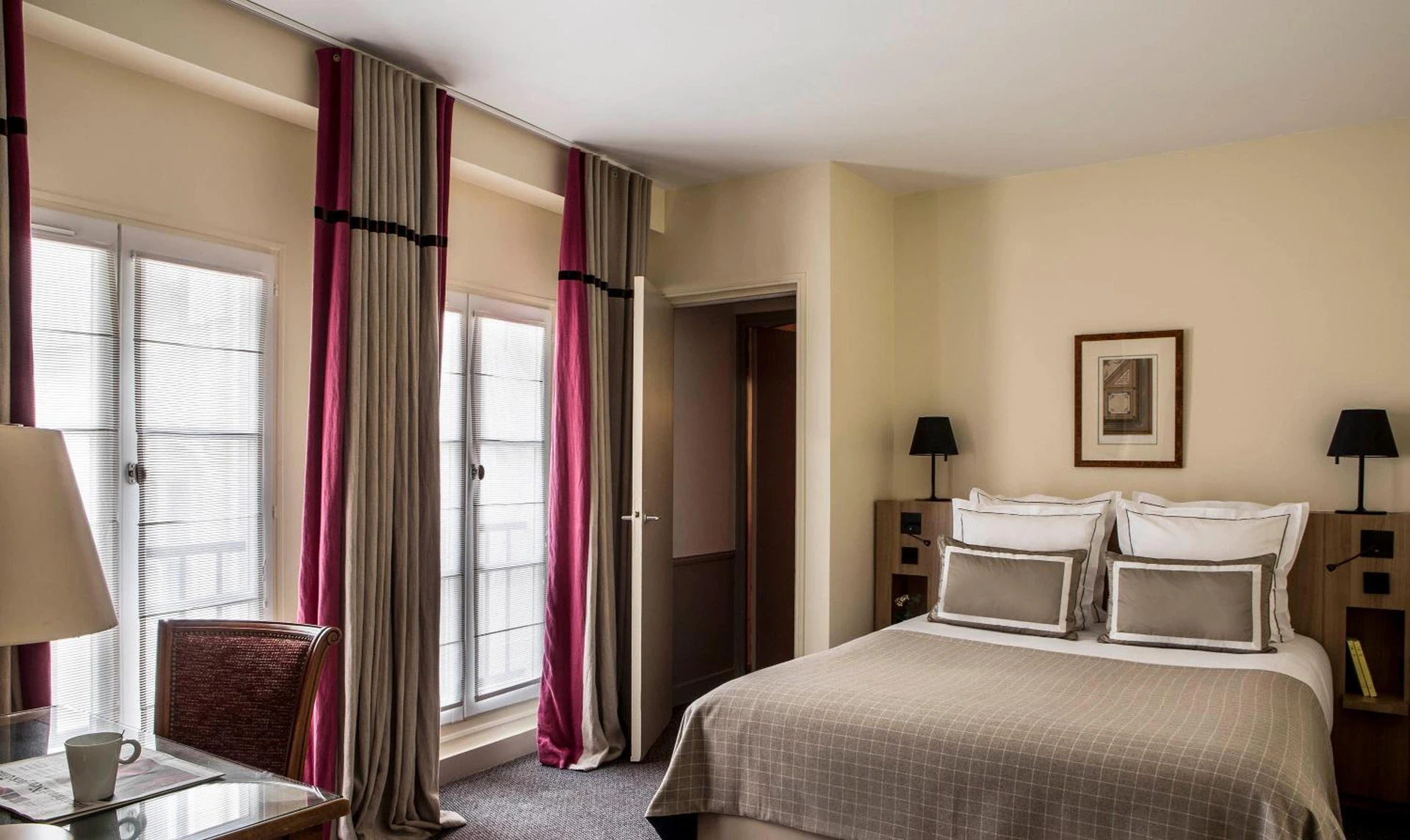 Chambre à Hôtel de la Place du Louvre - Esprit de France - Organiser un séminaire d'entreprise à Paris