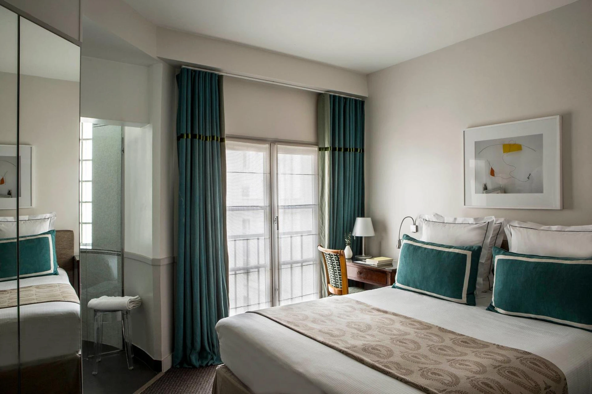 Magnifique chambre pour un séminaire d'entreprise à Hôtel de la Place du Louvre - Esprit de France - Paris