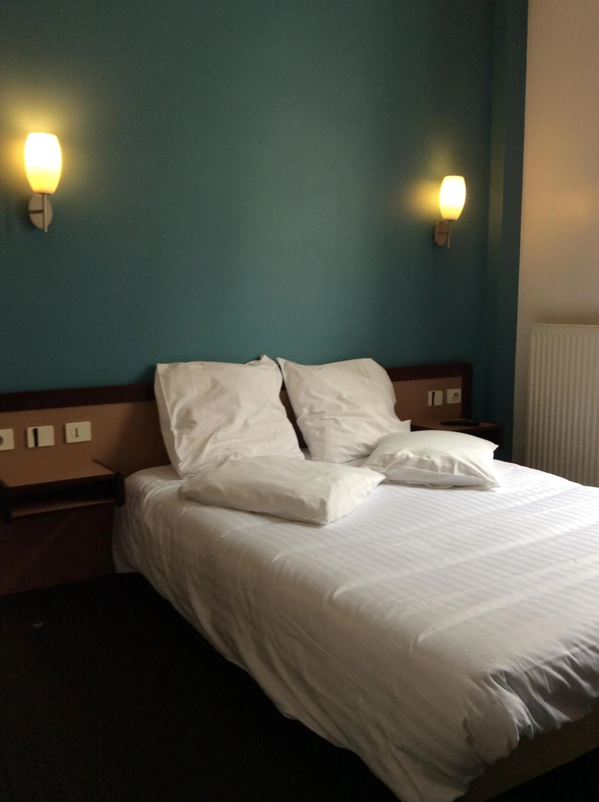 Magnifique chambre pour un séminaire d'entreprise à Hotel De La Place - Malakoff