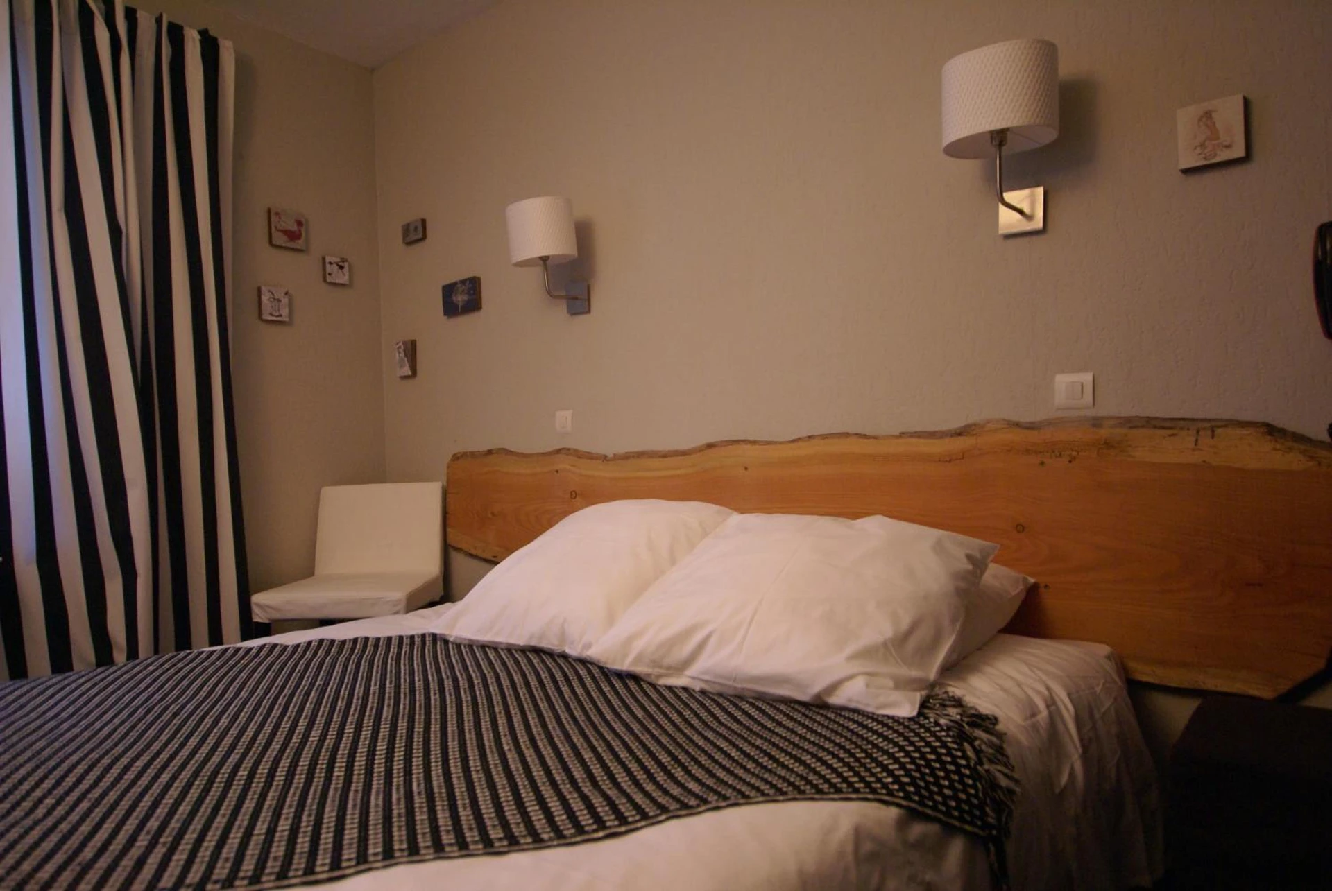 Chambre disponible pour un séminaire d'entreprise à Hotel de la Placette Barcelonnette - Barcelonnette
