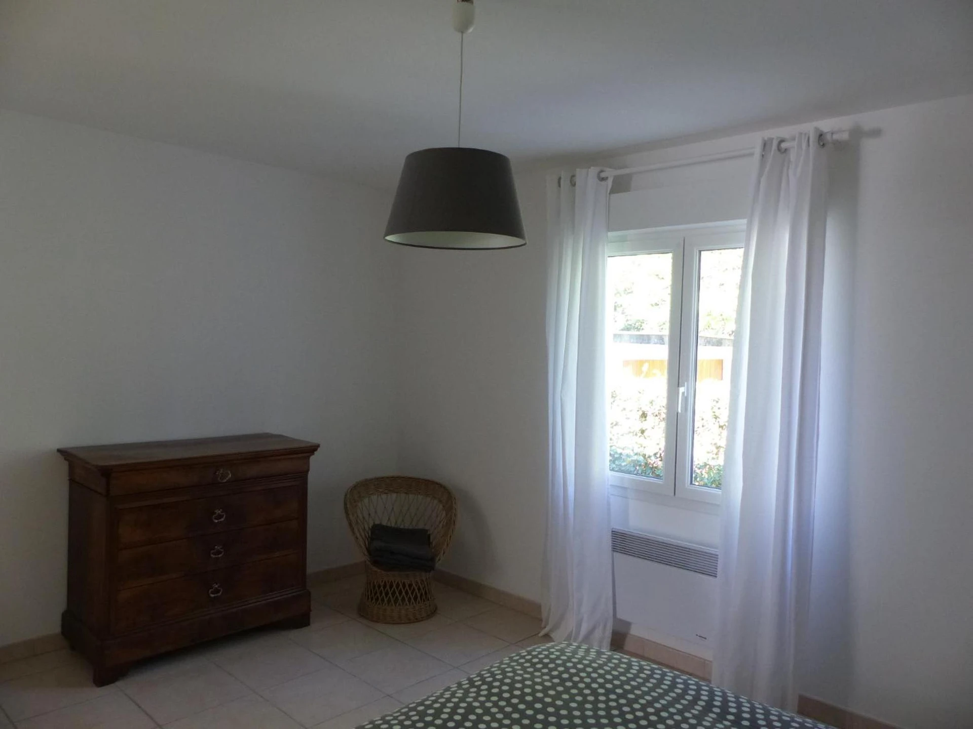 Magnifique chambre pour un séminaire d'entreprise à VILLA AU COEUR DE RONCE LES BAINS 200 mètres de la plage - La Tremblade